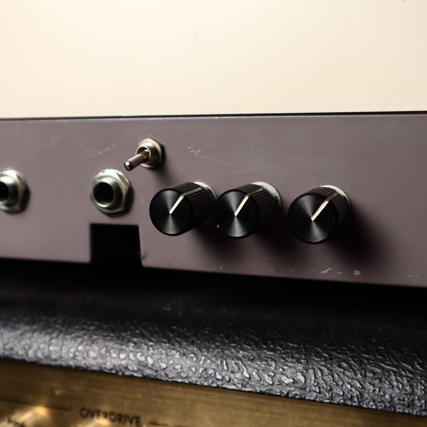 1985 Nintendo NES Guitar Amp