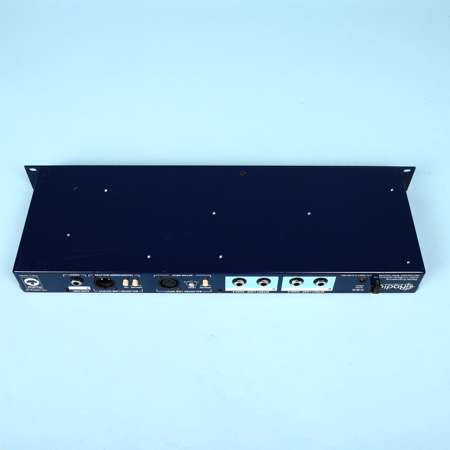 Radial Engineering JD7 Injector Guitar Signal Distribution System w/ Power