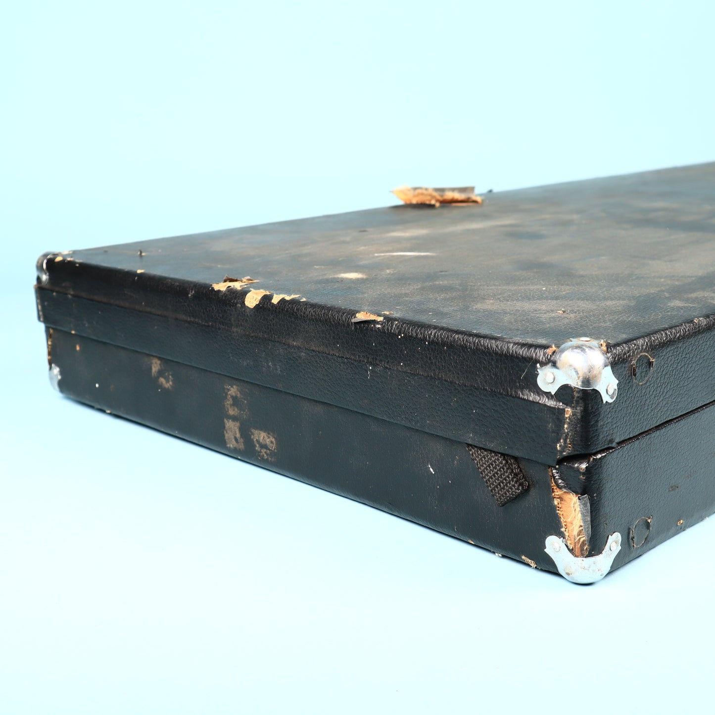 1980's Cort Desolation Guitar Hardshell Case