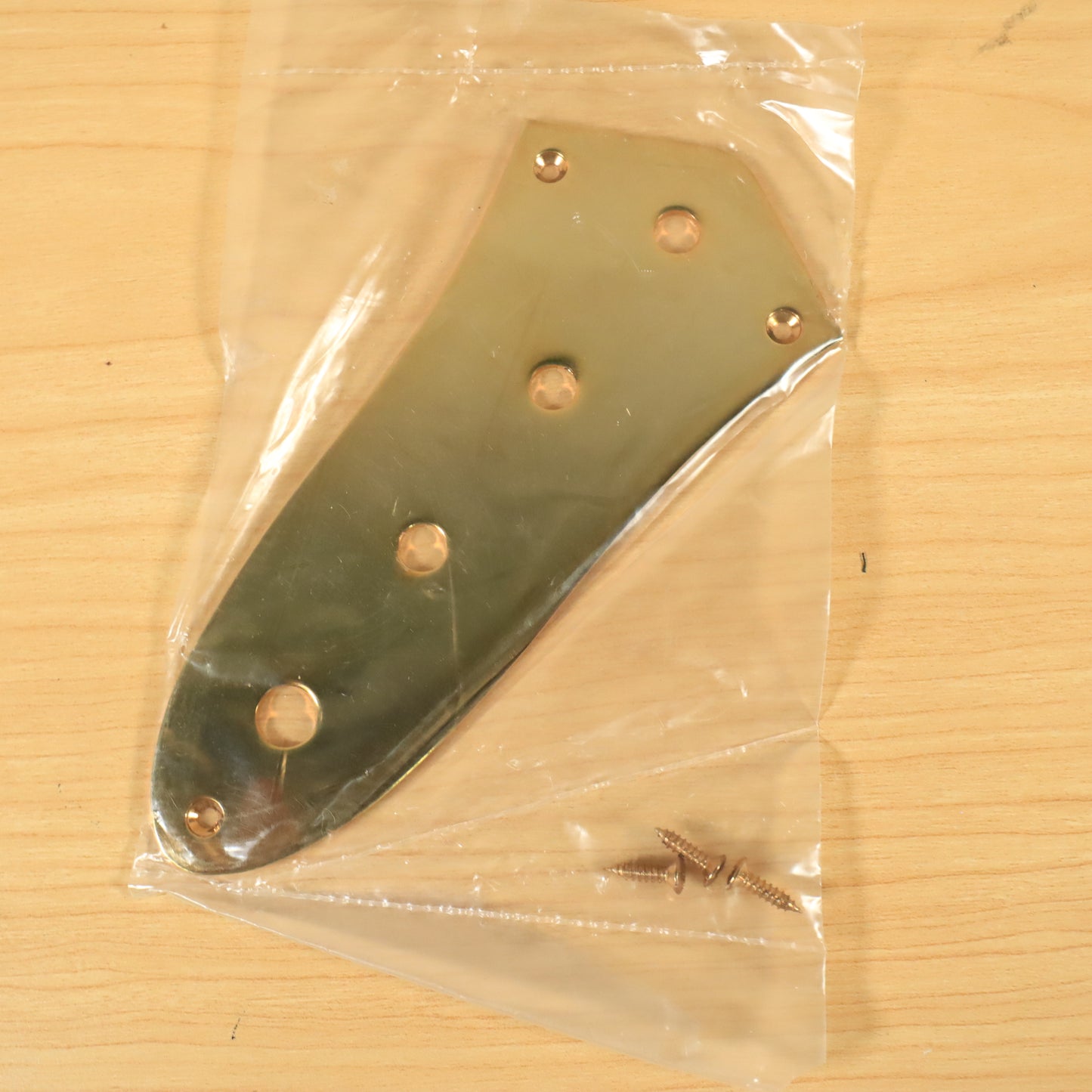 GOLD 4-Hole Jazz/J-Bass Control Plate Cover w/ Mounting Screws