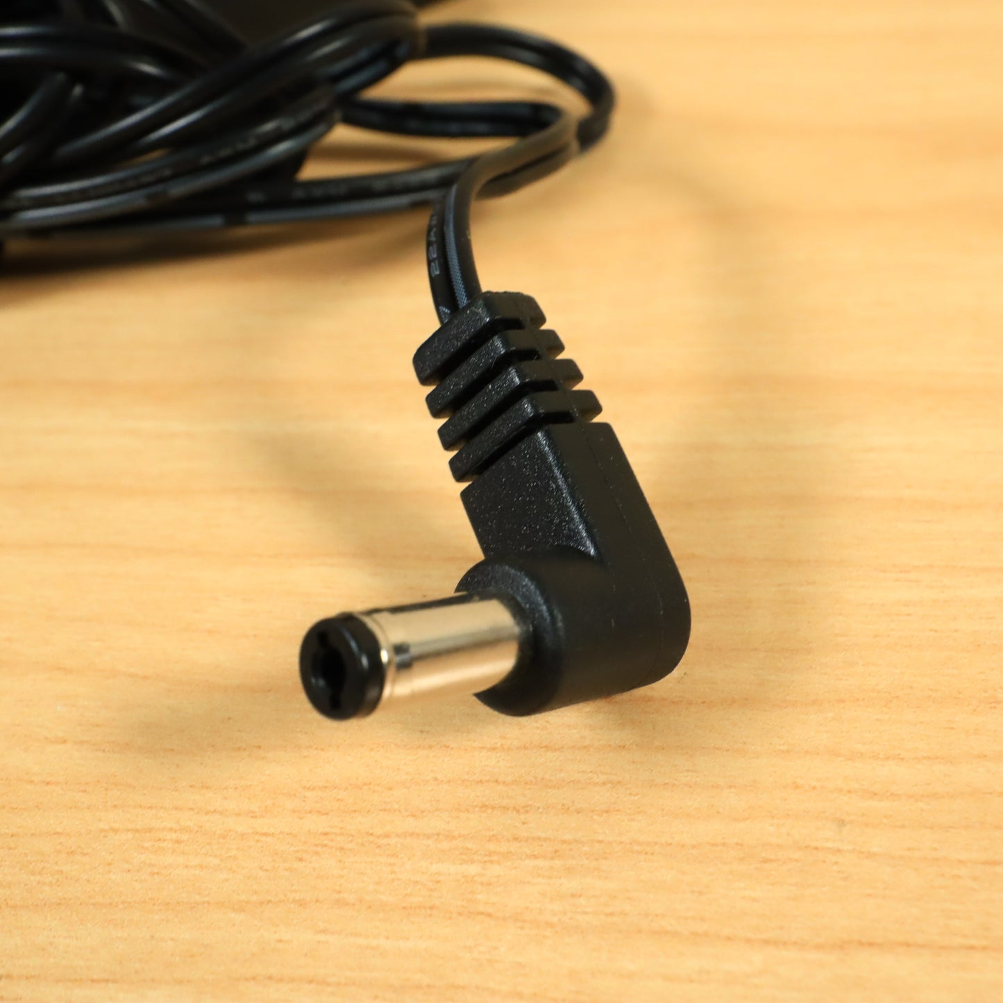 ORIGINAL Genuine OEM Dunlop Direct Plug-in Adapter Model ECB006 Brick 18V
