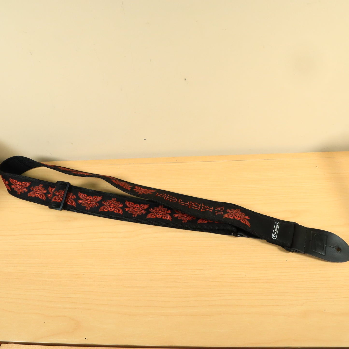 Dunlop Lucky 13 Gun Skull Guitar Strap Red / Black
