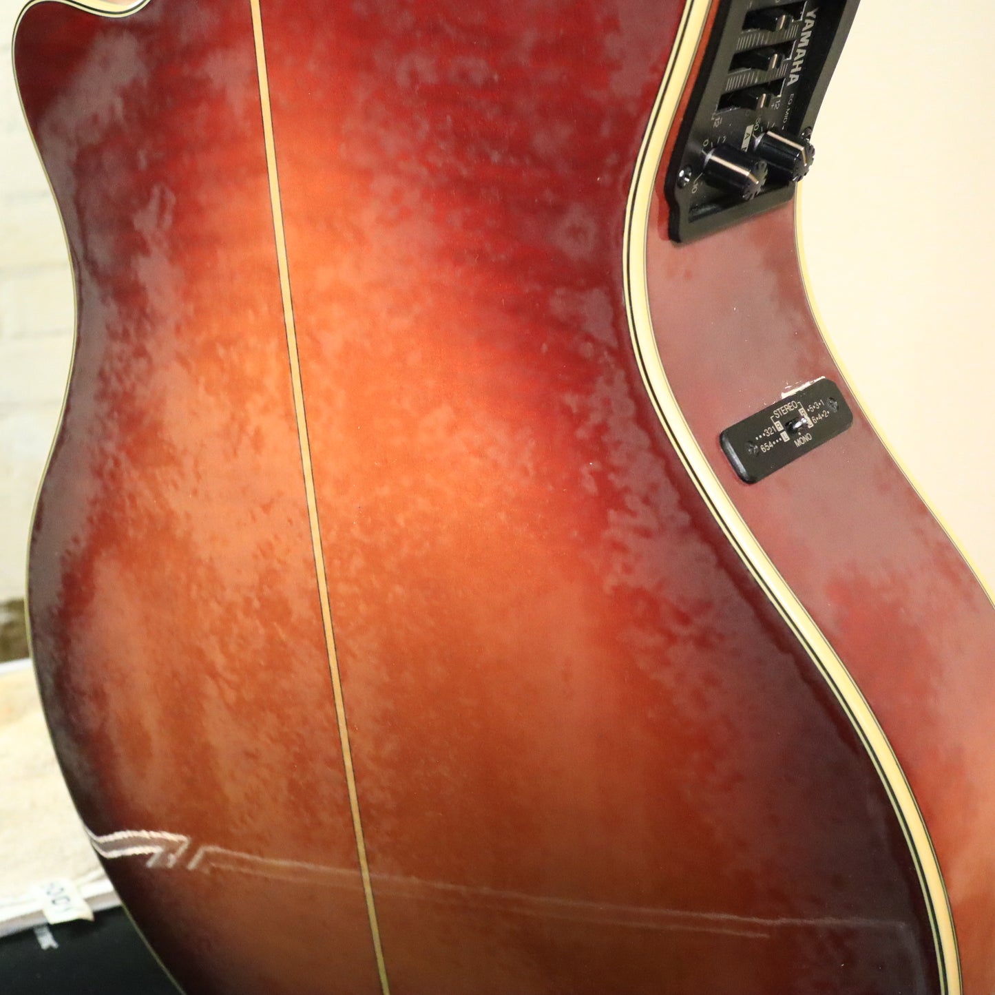 Yamaha APX-10C 3 Band EQ Built-in Electric Acoustic Guitar