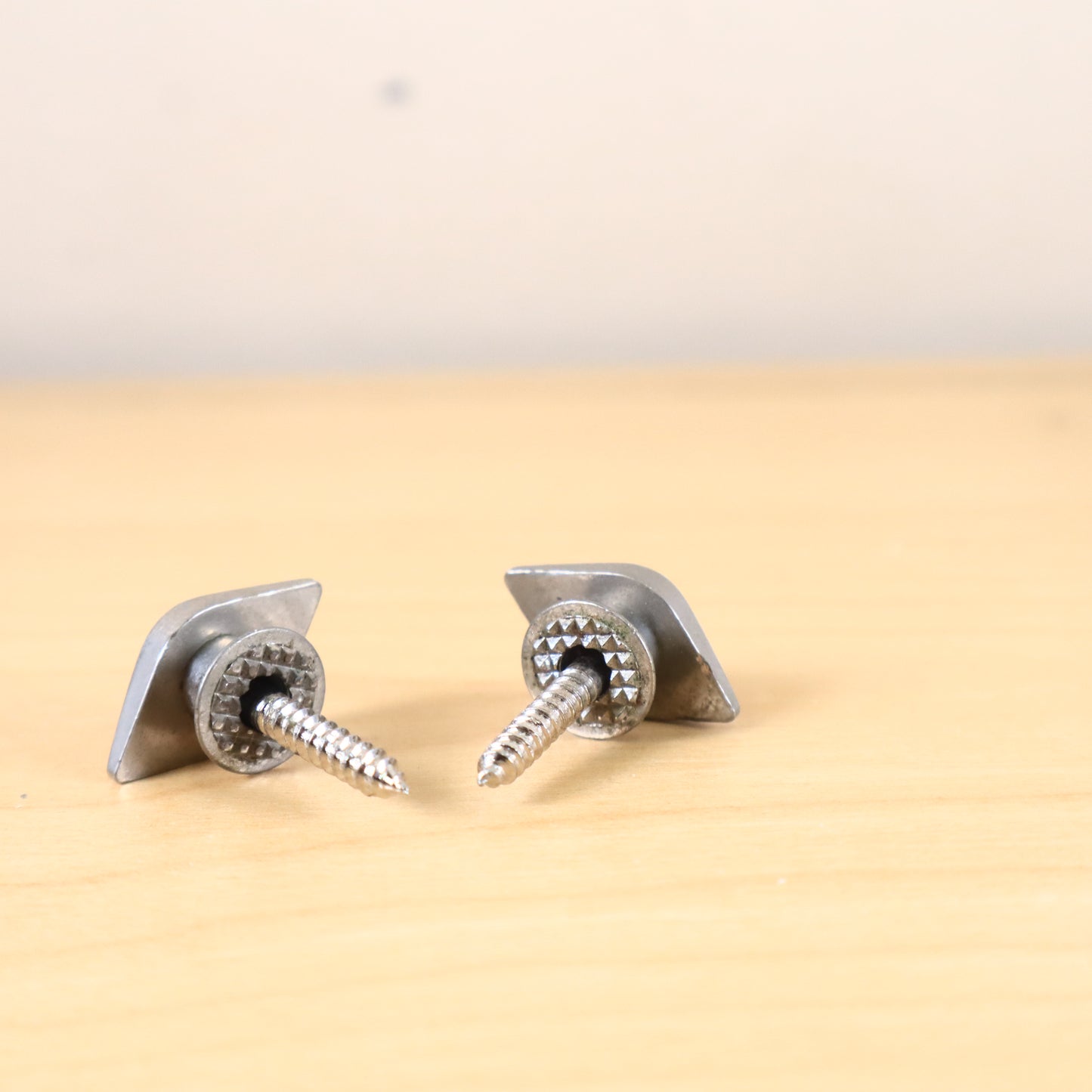 1972 Vintage Gibson Posi-Lok Diamond-Shaped Guitar Strap Buttons