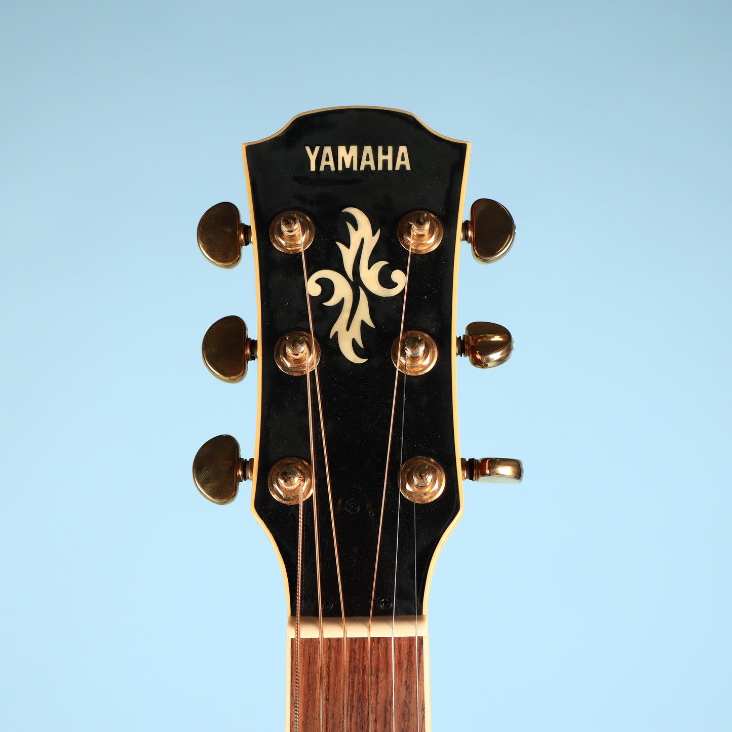 Yamaha APX-10C 3 Band EQ Built-in Electric Acoustic Guitar