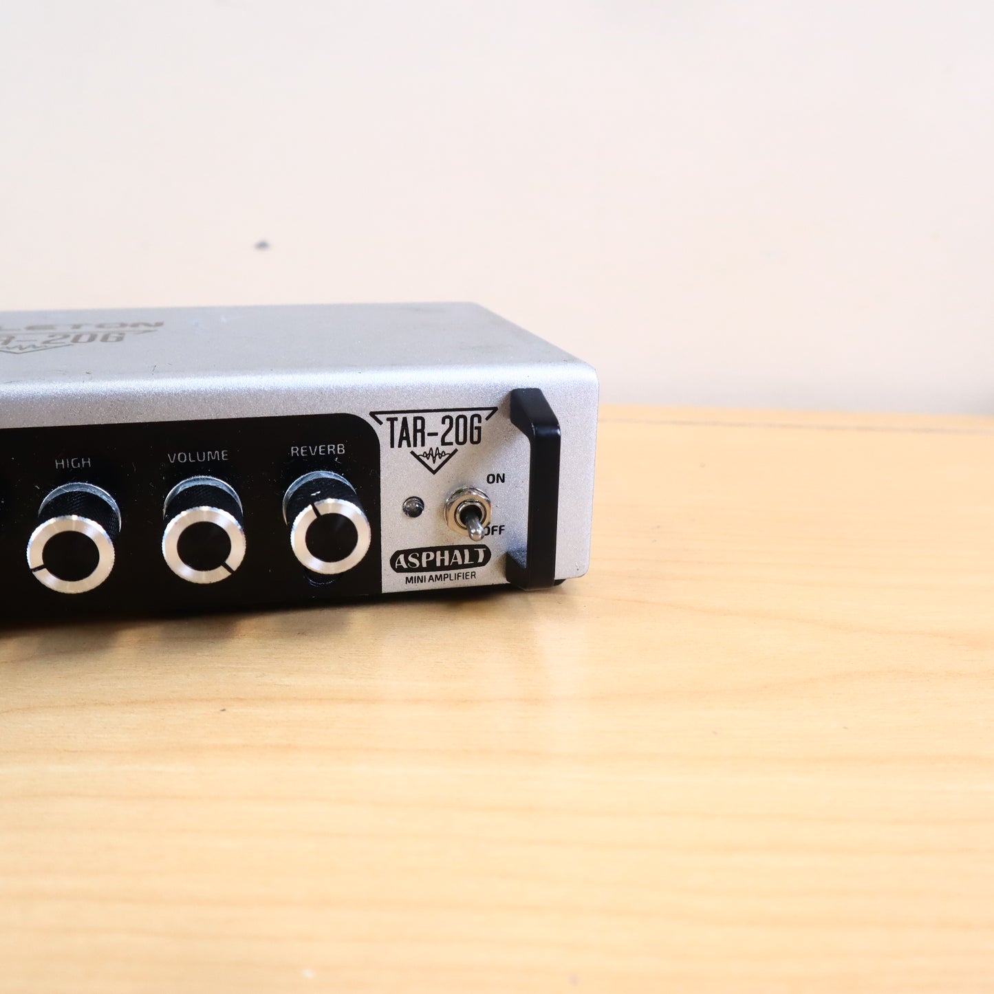 Valeton TAR-20G Asphalt 20-Watt Guitar Head
