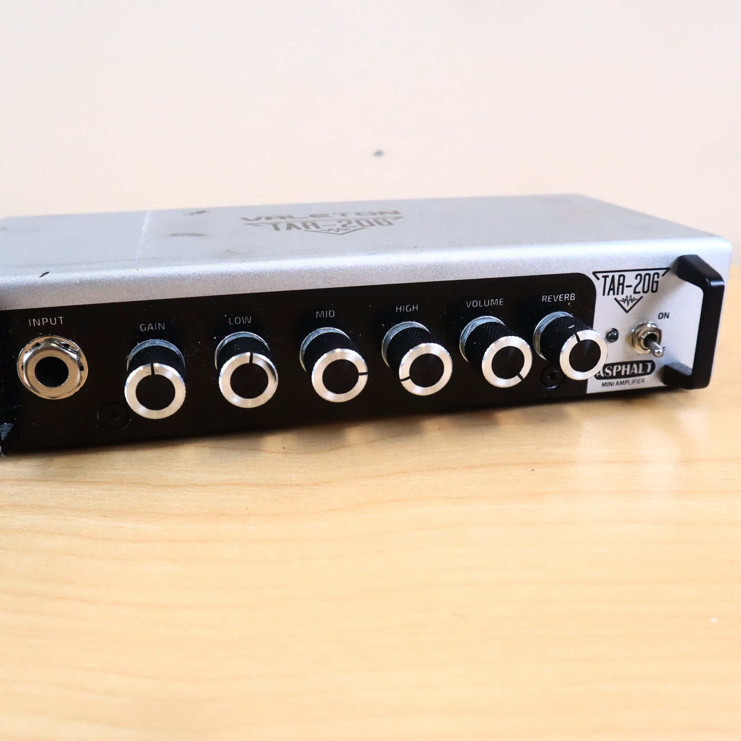 Valeton TAR-20G Asphalt 20-Watt Guitar Head