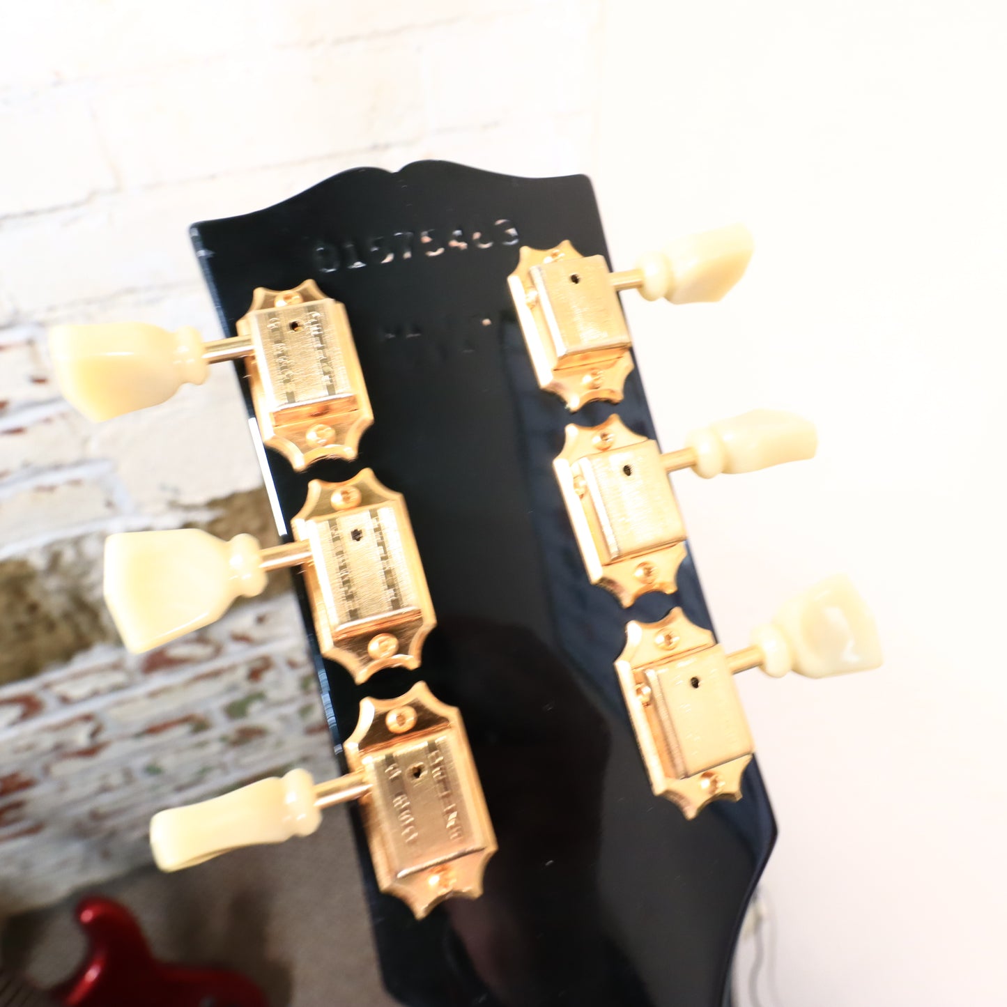 1995 Black Gibson Les Paul Studio Gold Hardware Electric Guitar