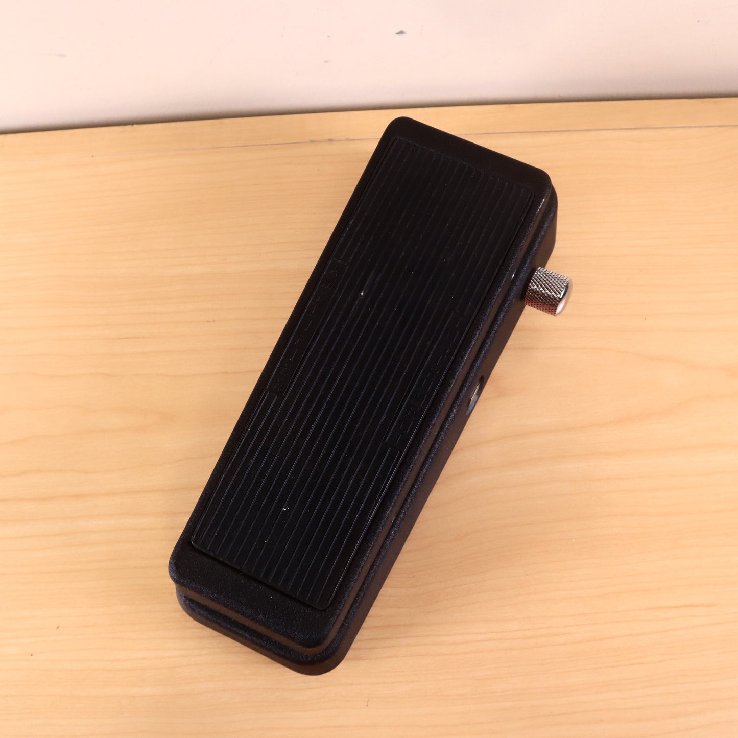 Jim Dunlop 535Q Cry Baby Multi-Wah Guitar Effects Pedal