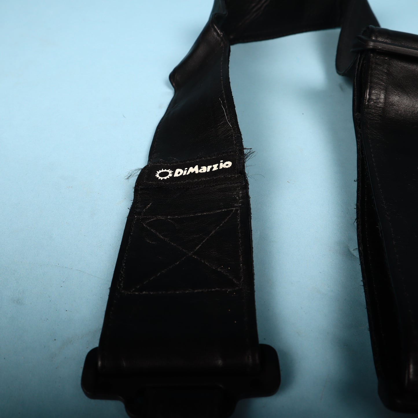 DiMarzio DD2800BK 3-Inch Nylon ClipLock Guitar Strap