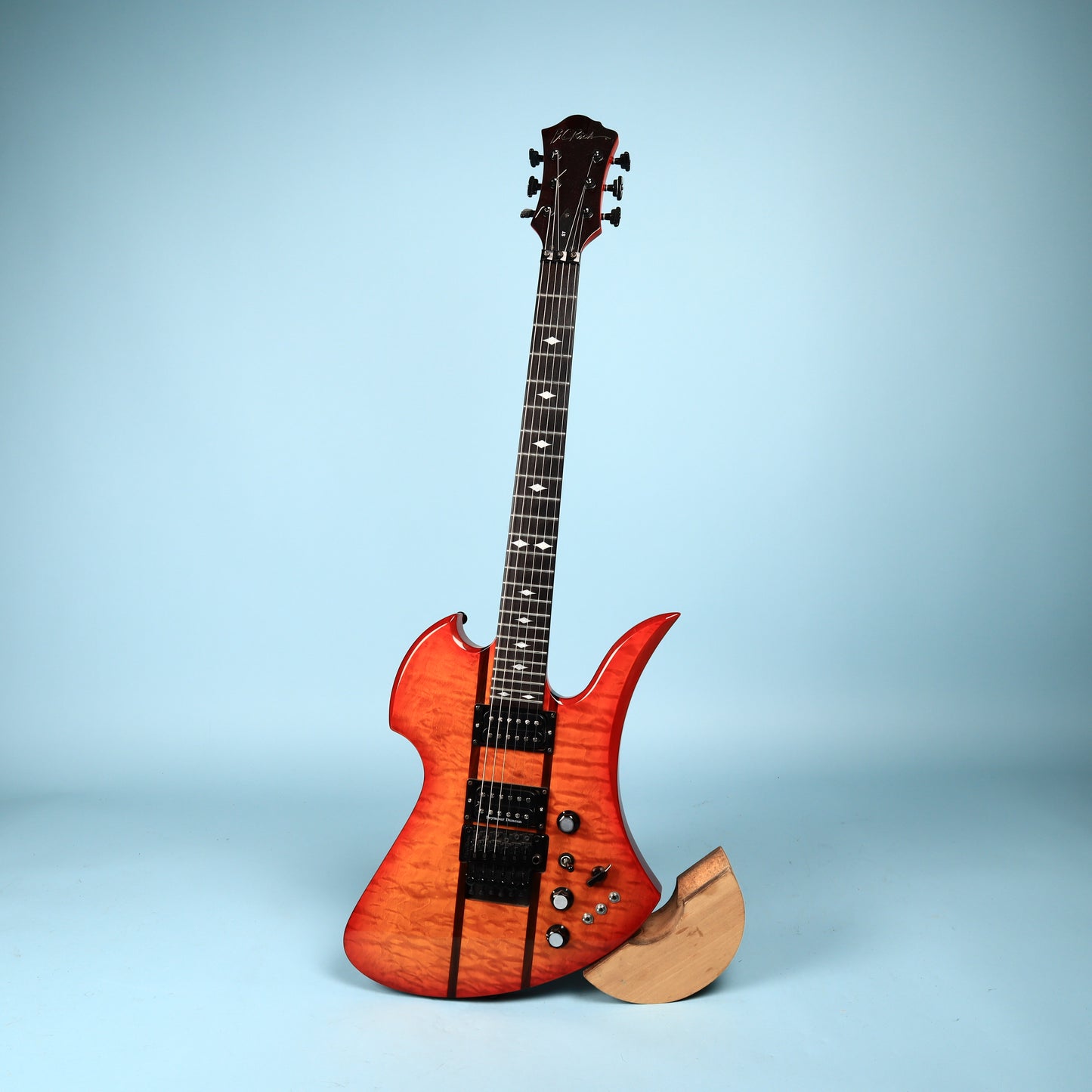 2008 B.C. Rich Mockingbird ST Floyd Rose Electric Guitar Honey Burst