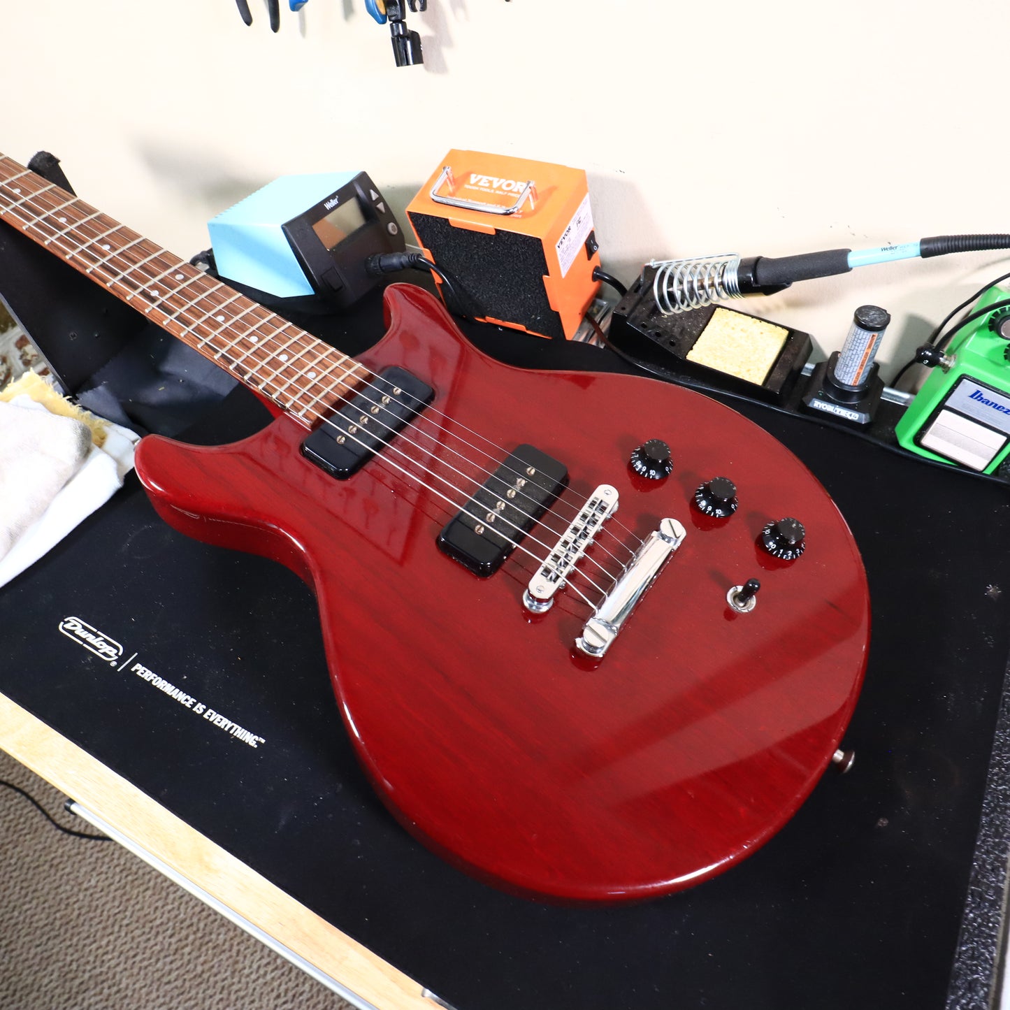 1992 Hamer Special P90 USA Cherry Electric Guitar