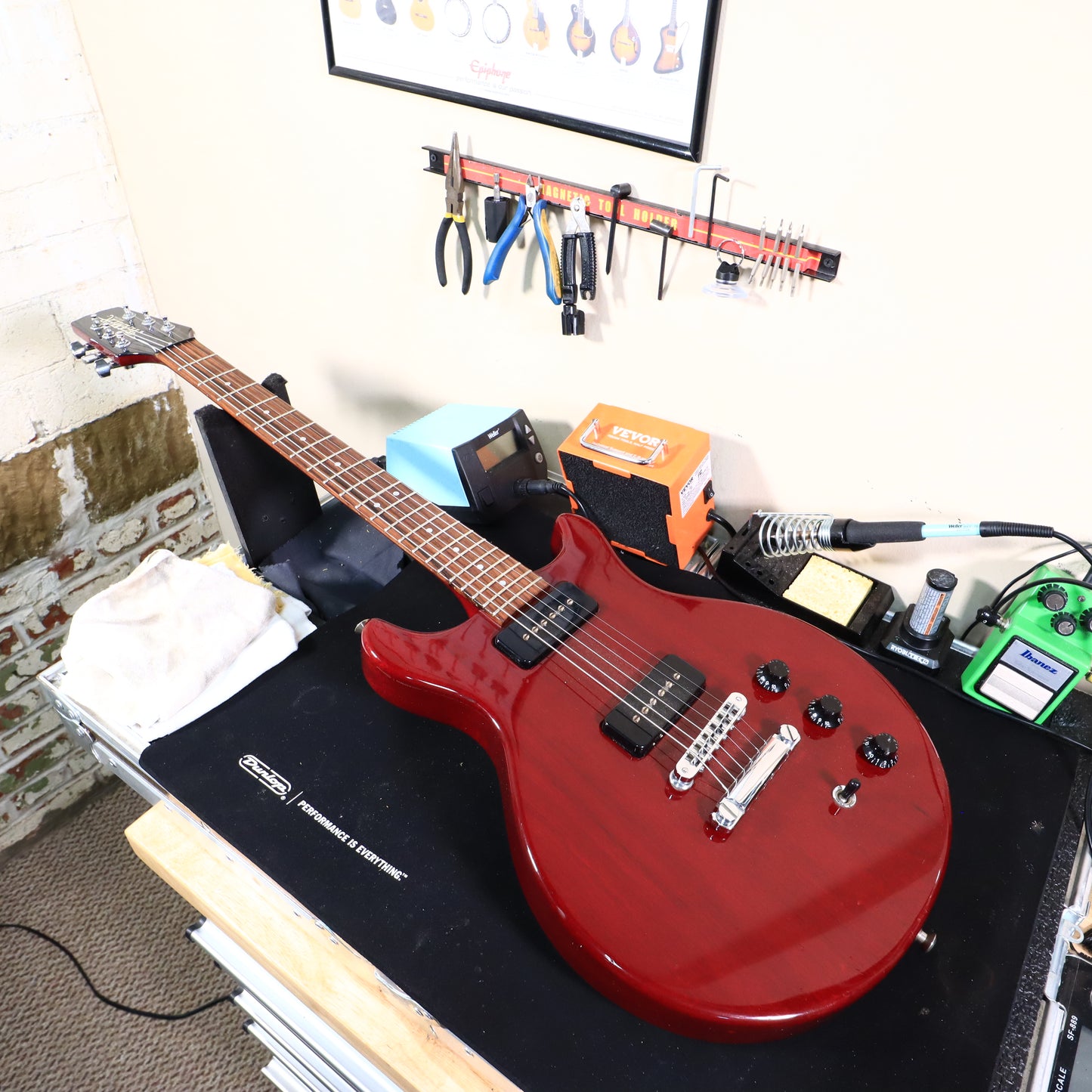 1992 Hamer Special P90 USA Cherry Electric Guitar