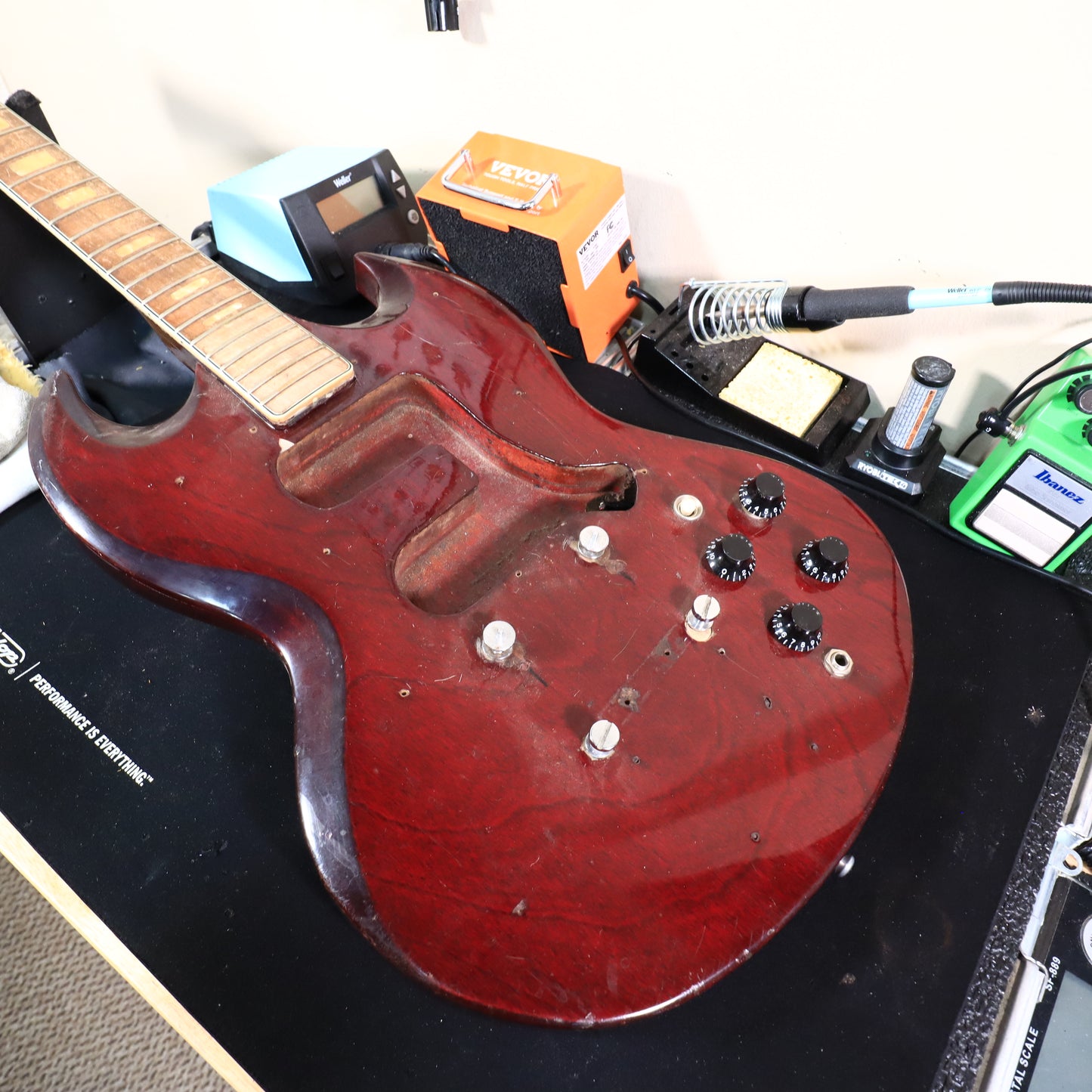 SG Japan Copy Electric Guitar Body Husk Project