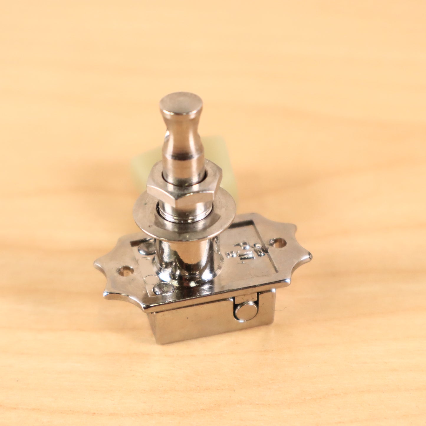 (1) Gibson Deluxe Guitar Tuner P. W. Chrome Bass Side