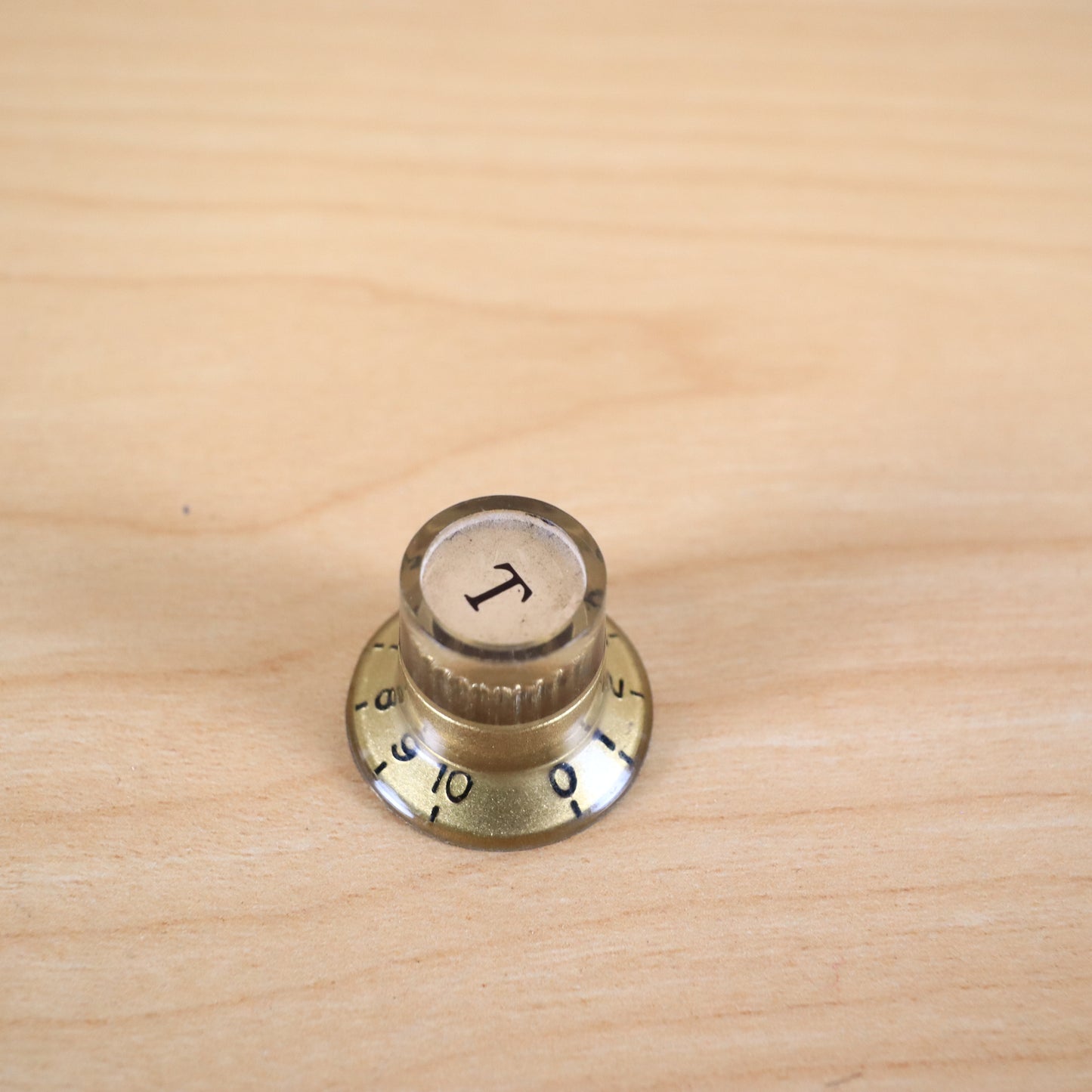 1960's Univox Teisco Guyatone Conrad - Single Gold Tone Guitar Knob