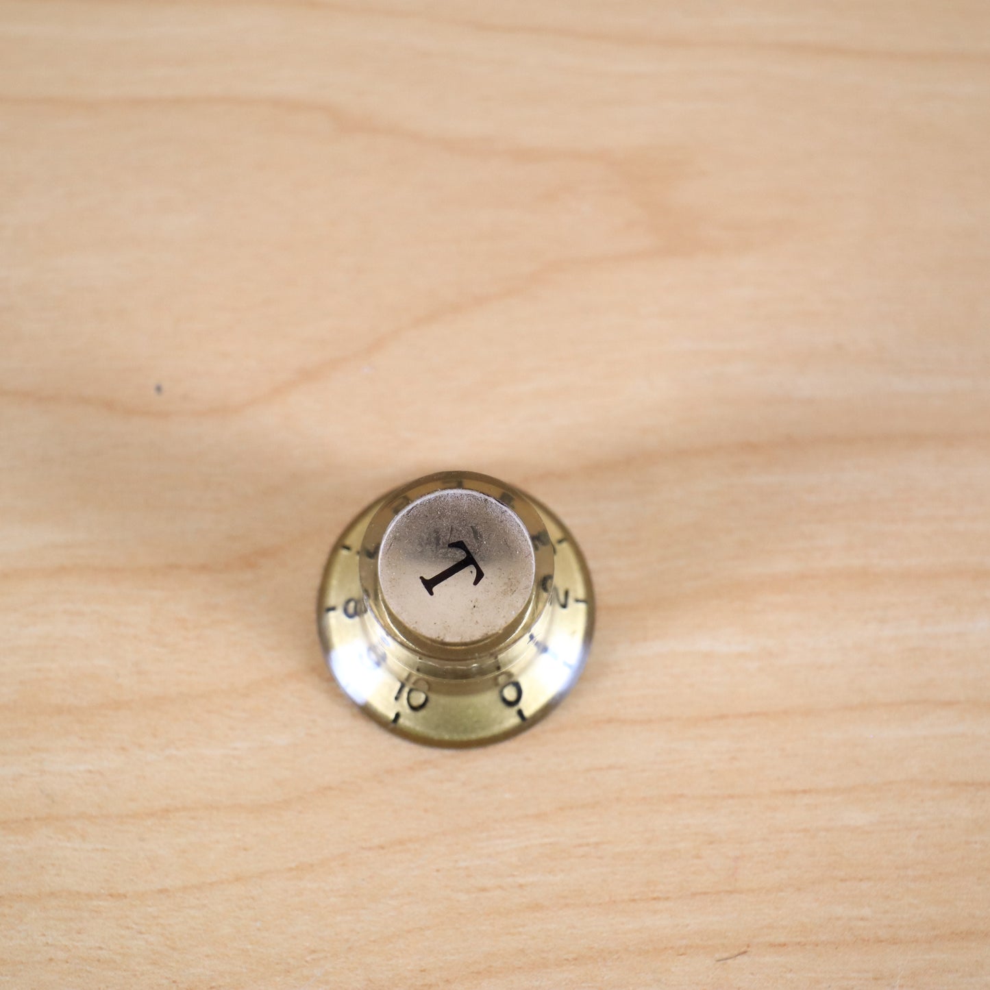 1960's Univox Teisco Guyatone Conrad - Single Gold Tone Guitar Knob