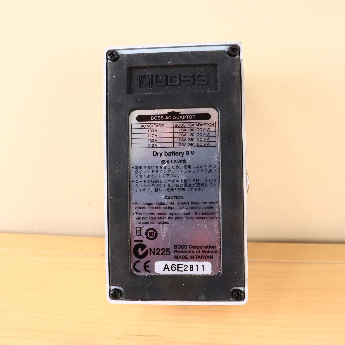 Boss NS-2 Noise Suppressor Guitar Effect Pedal Test Completed