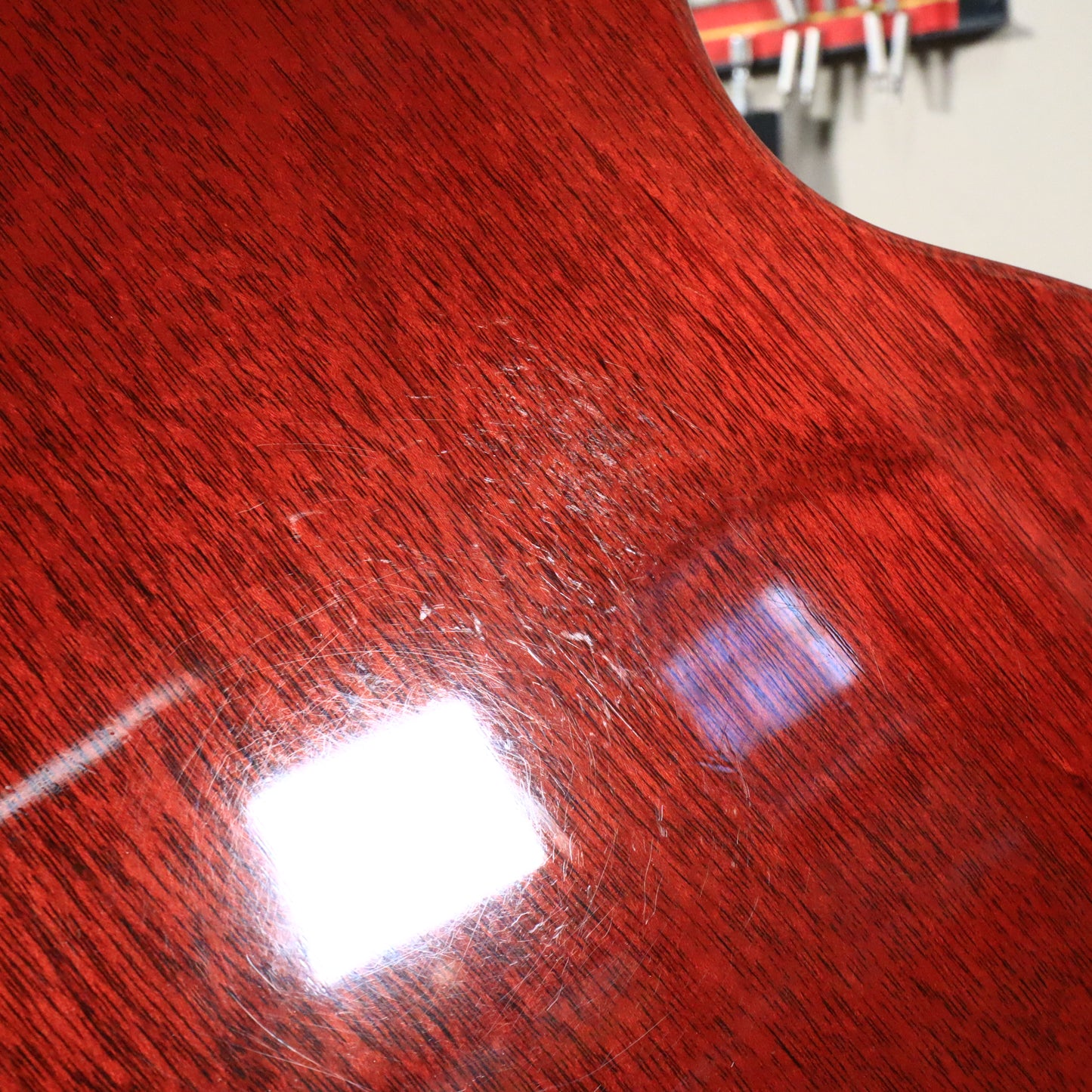 2004 Gibson Les Paul Classic Electric Guitar Honey Burst