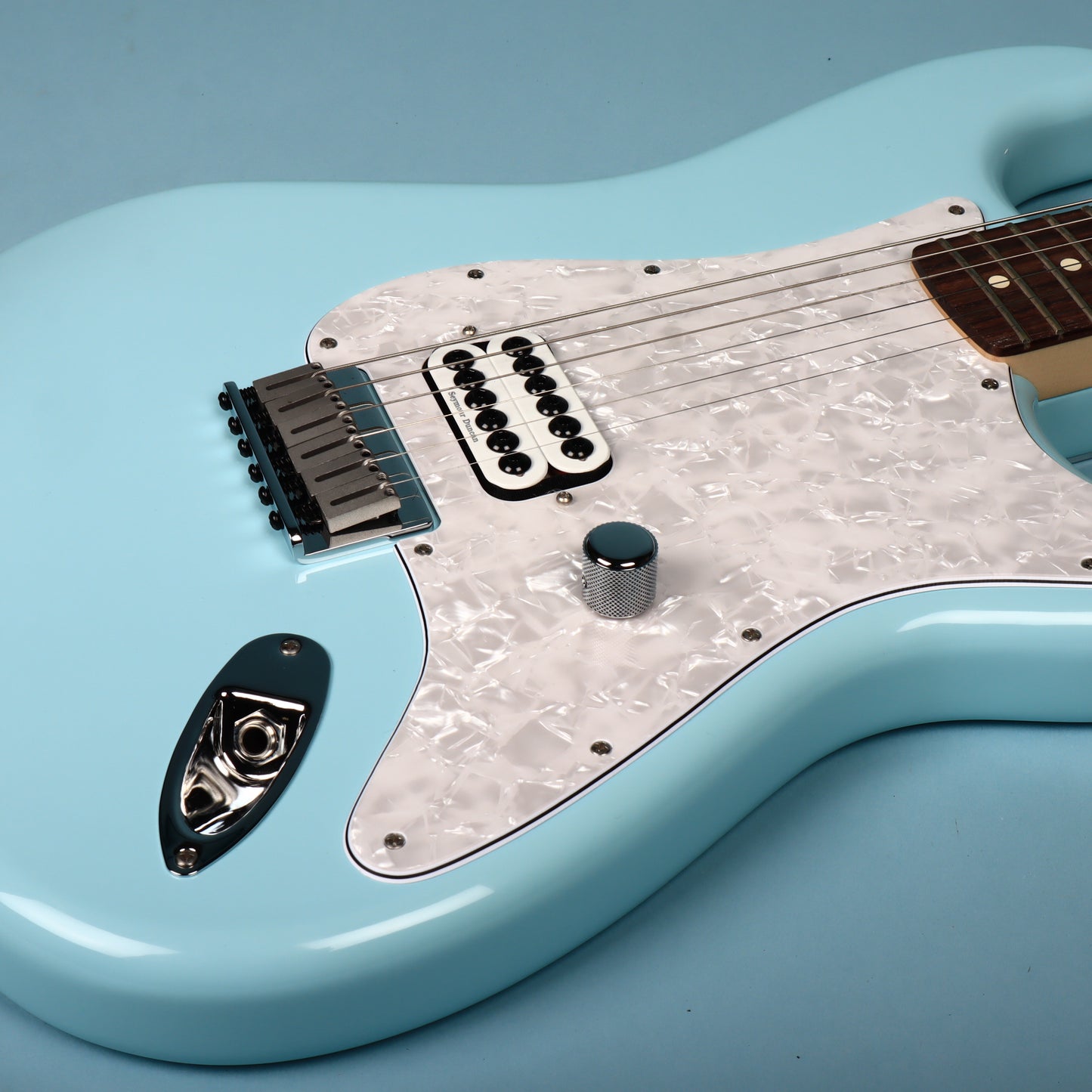 2023 Fender Limited Edition Tom DeLonge Strat Guitar Daphne Blue