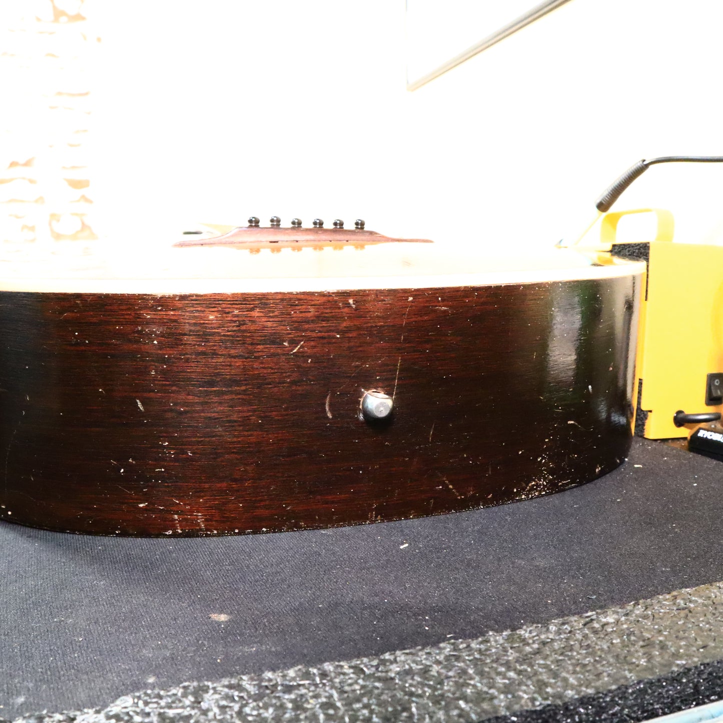 1936 Kalamazoo KG-11 Guitarra Acústica Sunburst