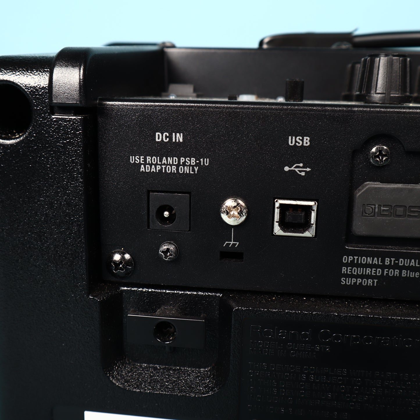 Roland (BOSS) Cube Street II Battery-Powered Stereo Amplifier