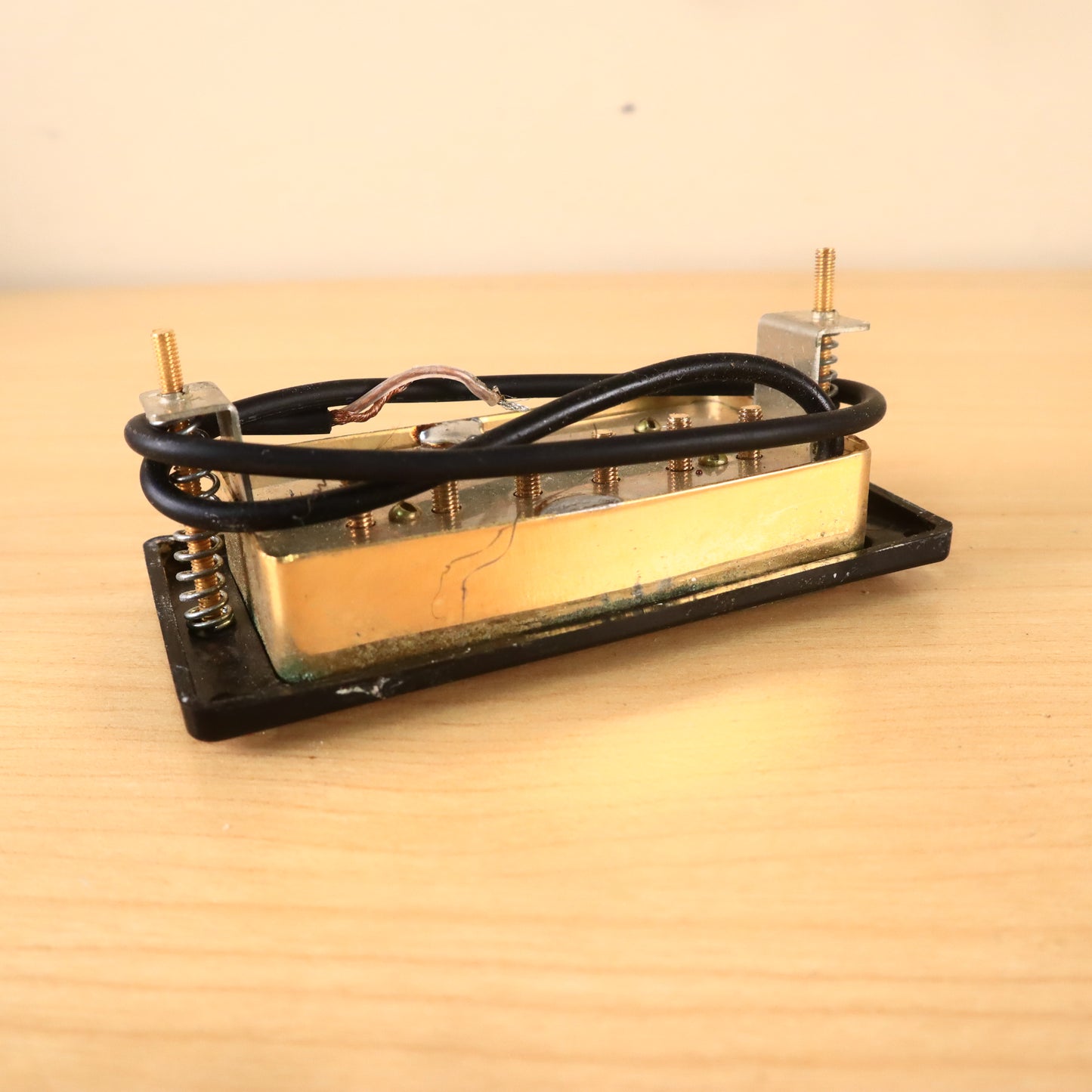 Vintage 1970s MIJ Gotoh Humbucker Gold Patina Pickup 8.05ohms