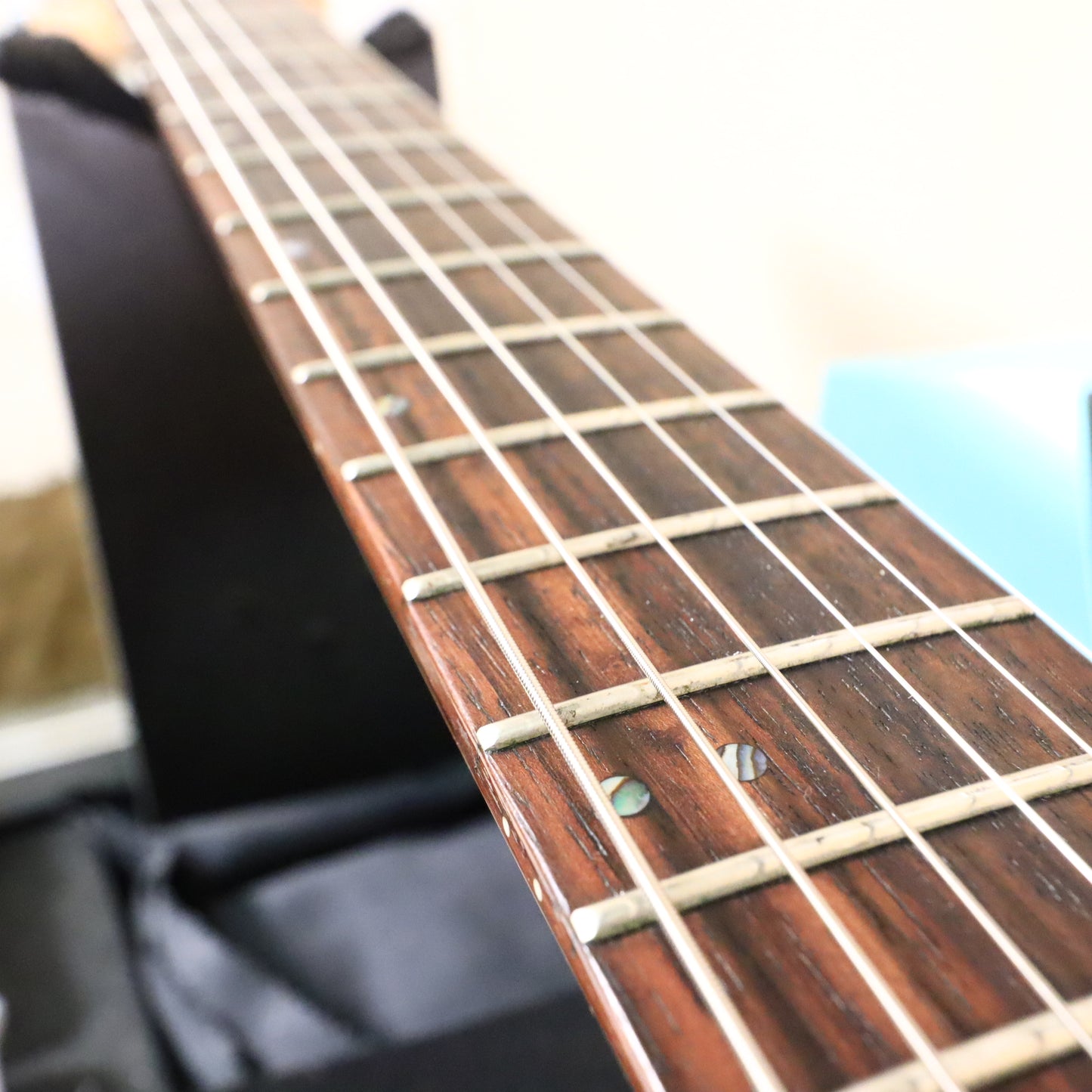 Laguna LE222 HSS Electric Guitar Black