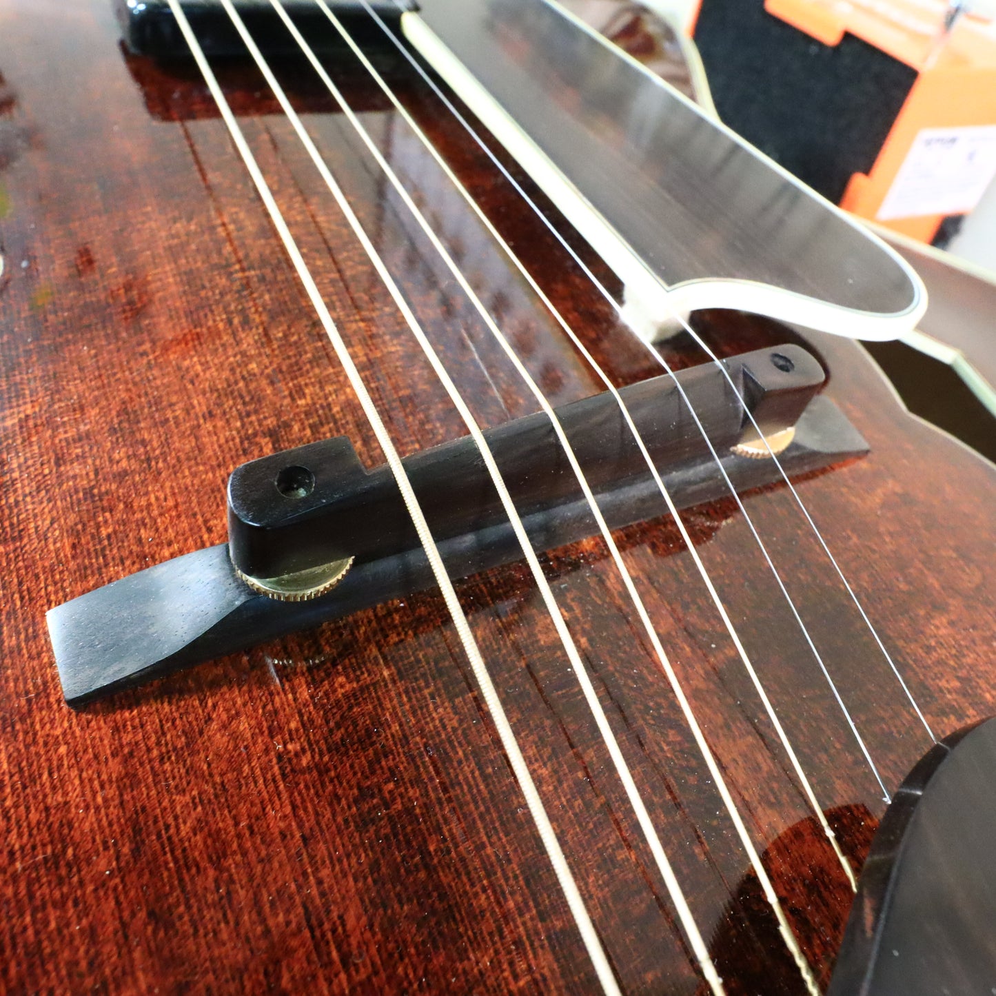 2005 Eastman AR805CE Classic Archtop Guitar