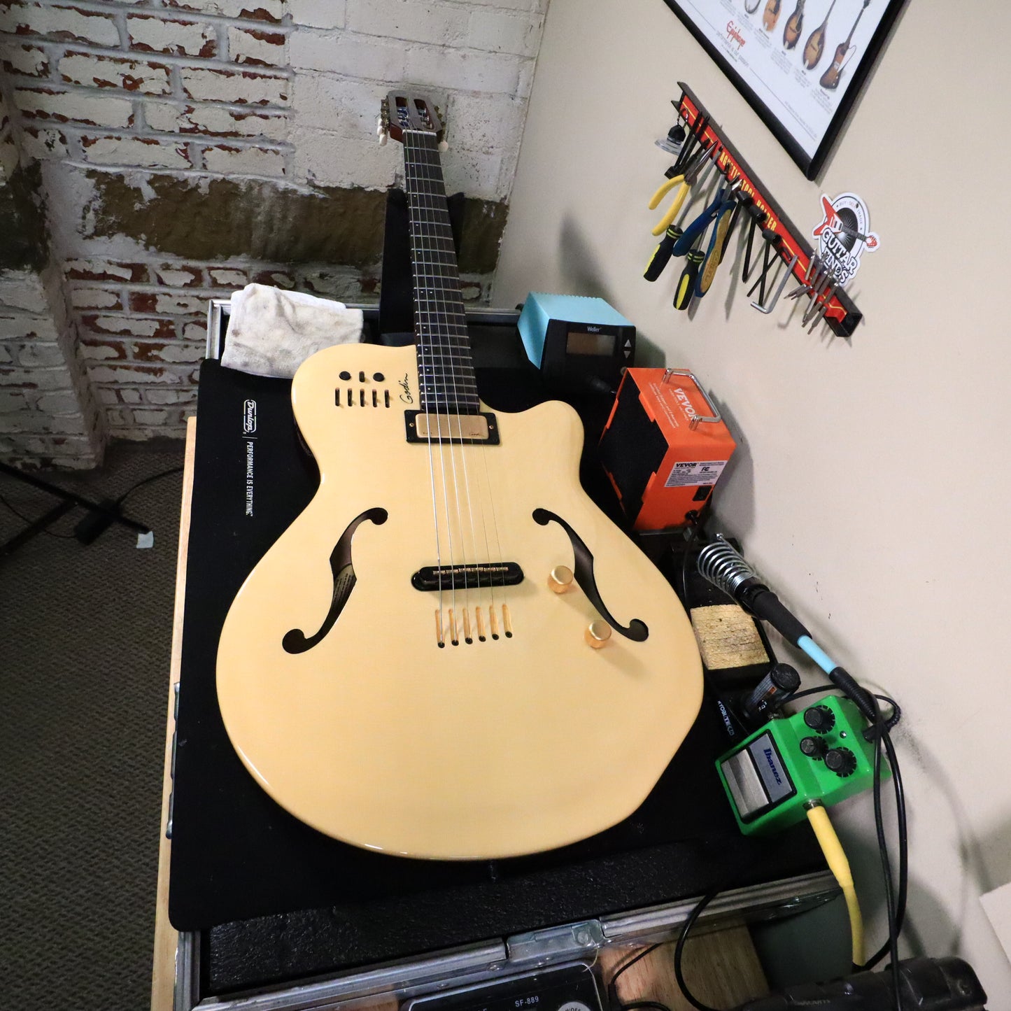 Godin Multiac Jazz SA Acoustic-Electric Guitar Natural