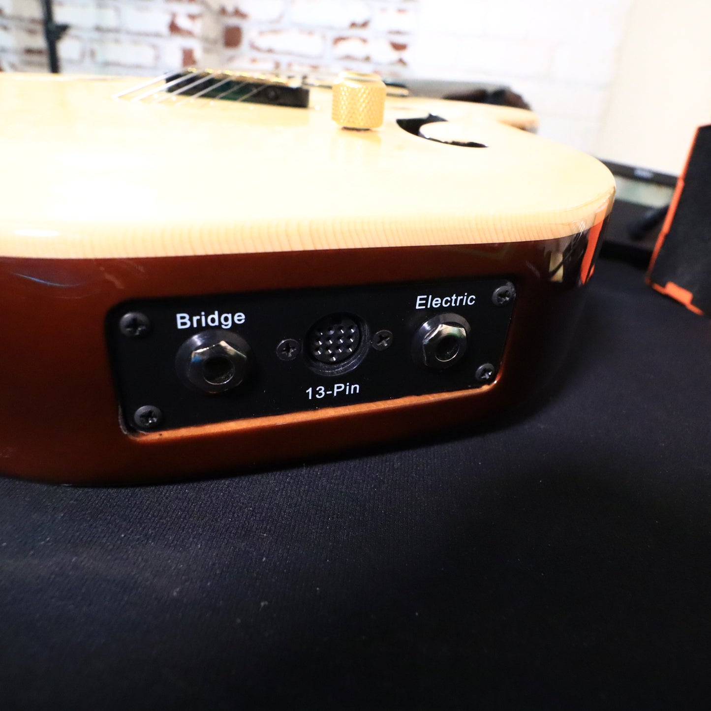 Godin Multiac Jazz SA Acoustic-Electric Guitar Natural