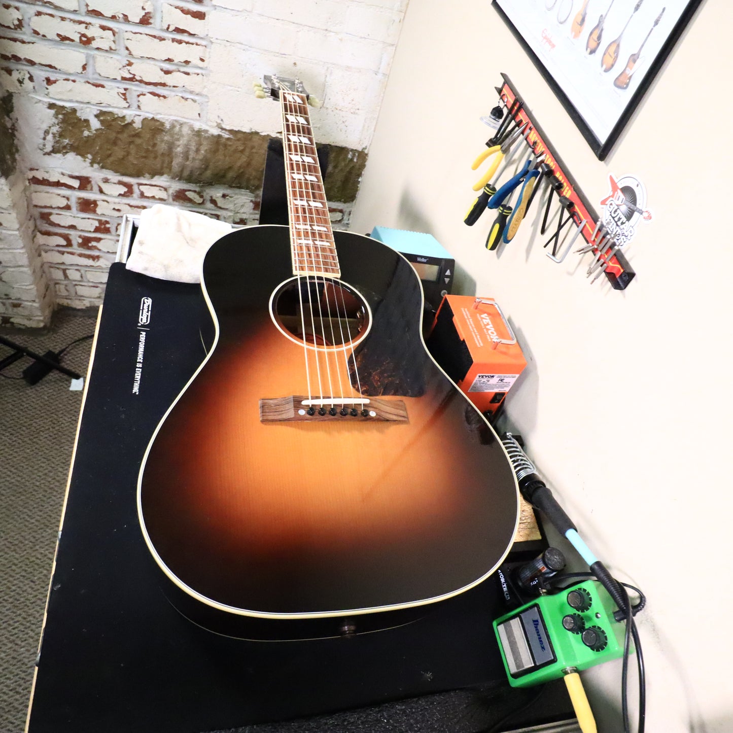 Gibson LG-2 Nathaniel Rateliff Signature Western Acoustic Electric Guitar