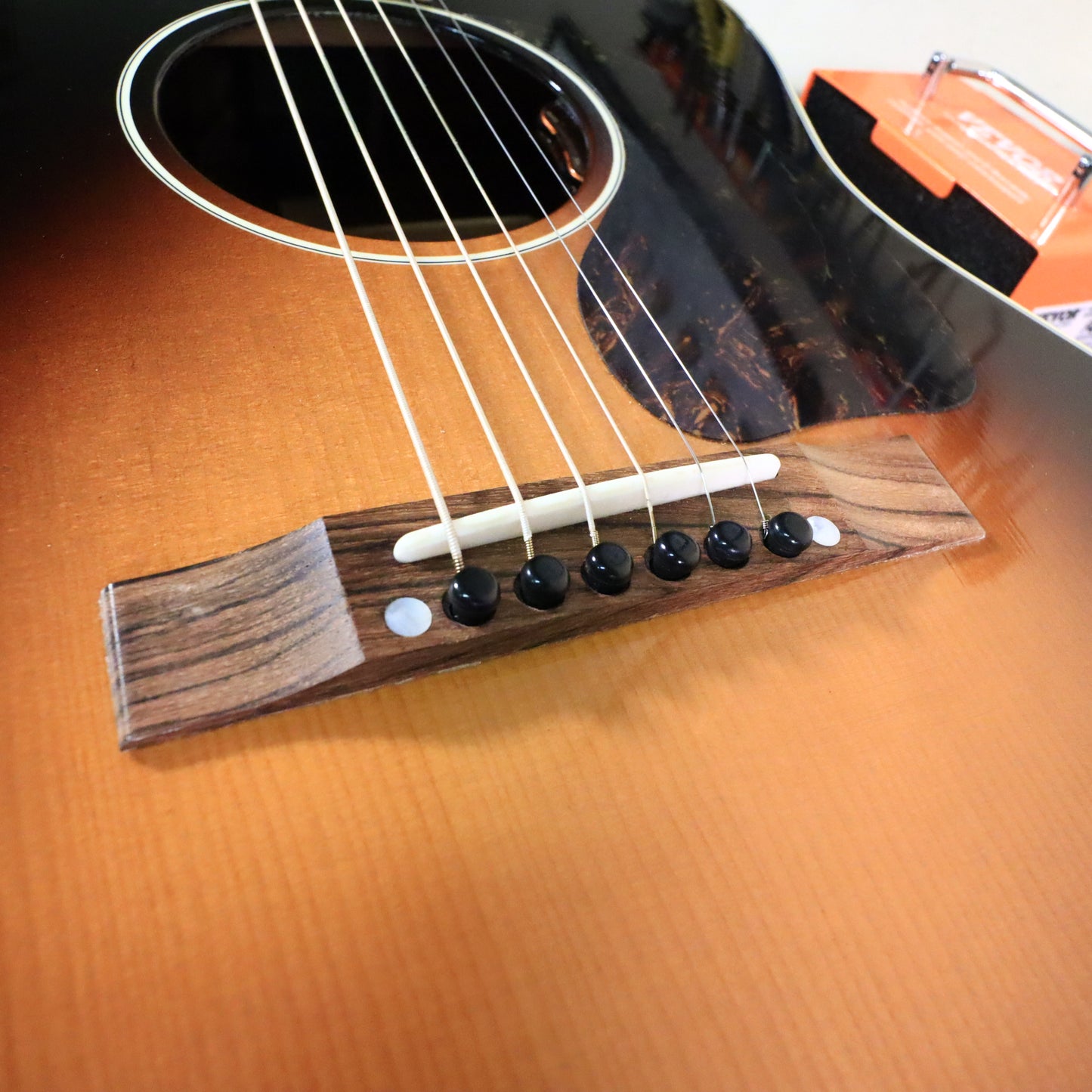 Gibson LG-2 Nathaniel Rateliff Signature Western Acoustic Electric Guitar