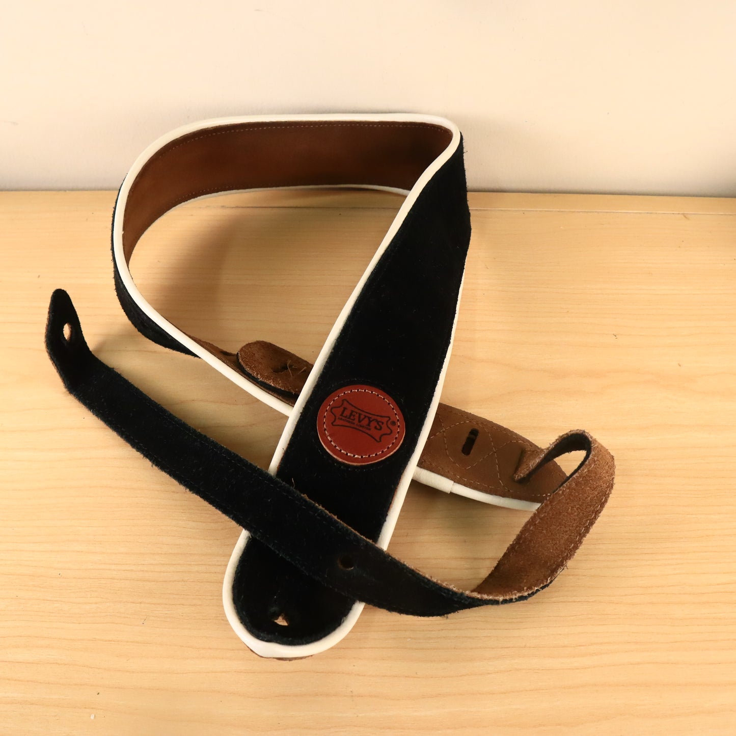 Levy's MSS3CP Suede Leather Guitar Strap Black