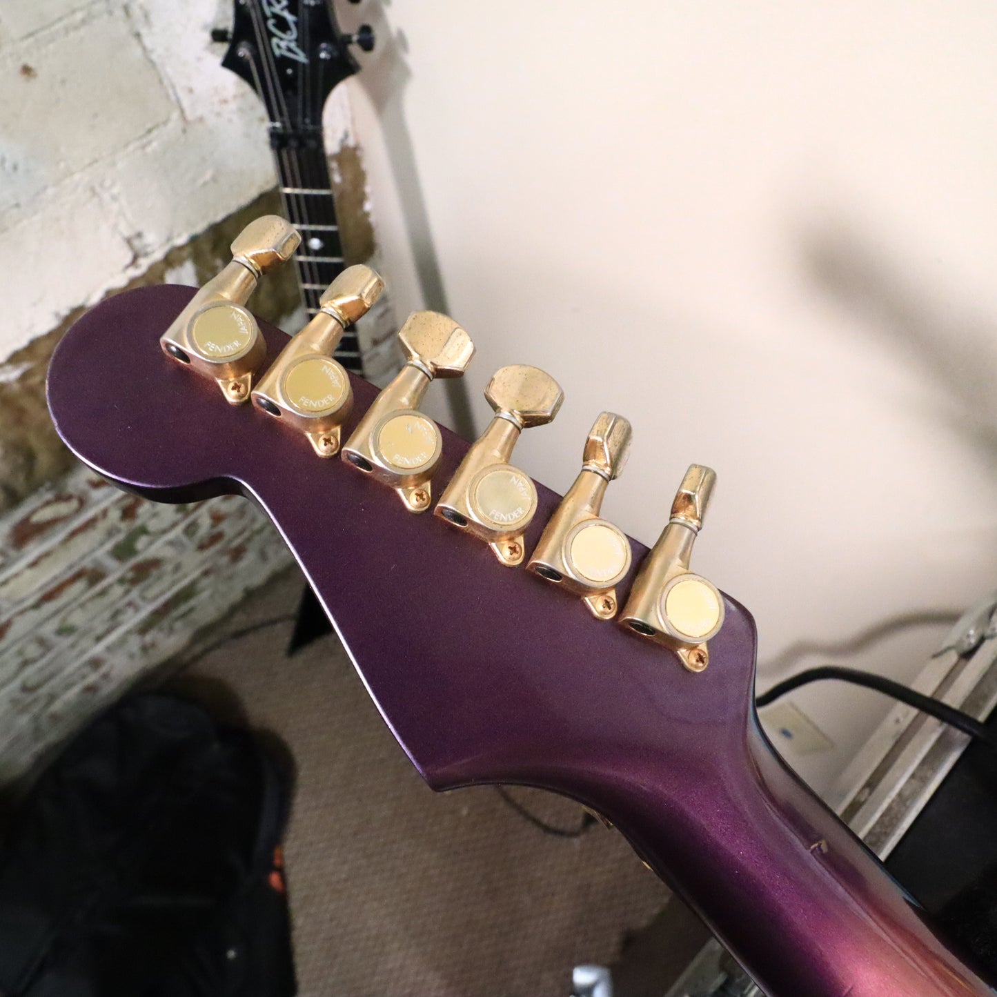 1983 Squier by Fender Contemporary JAV Royal Violet Purple ST852