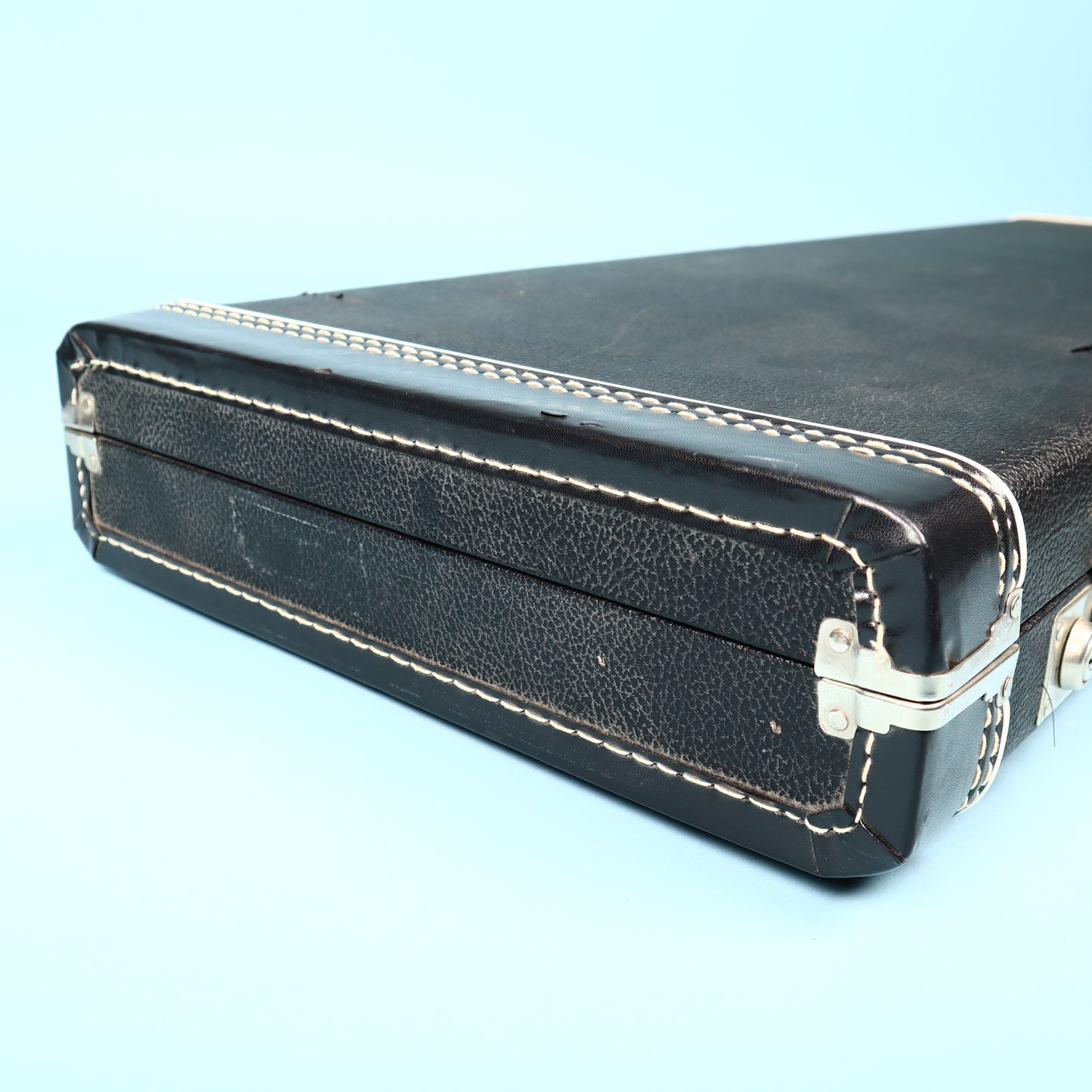 1980s Rickenbacker 620 Hardshell Case Blue Interior