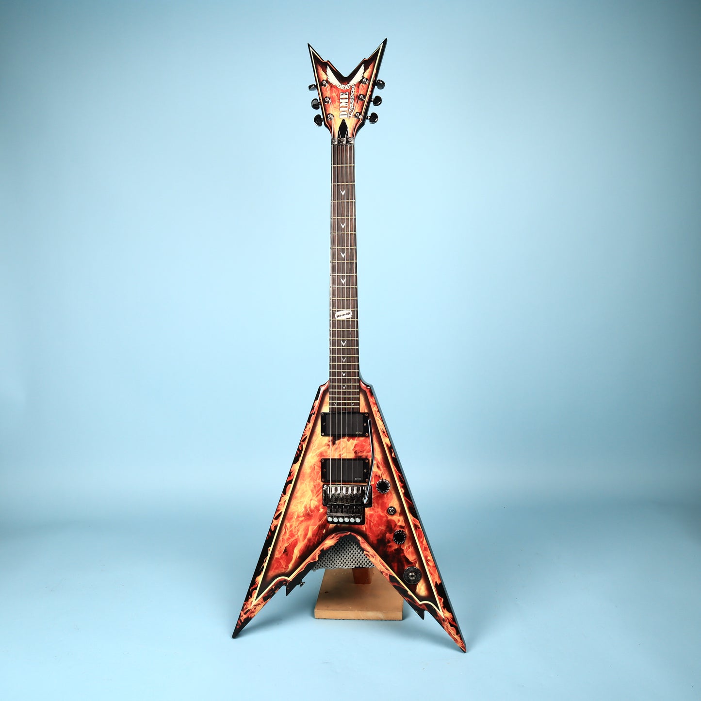 2007 Dean Dimebag Razorback V255 Explosion Guitar