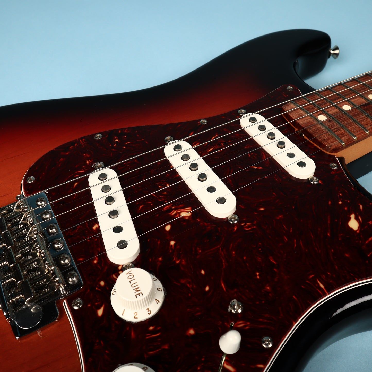 Fender John Mayer Signature Stratocaster Electric Guitar 3-Color Sunburst + OHSC