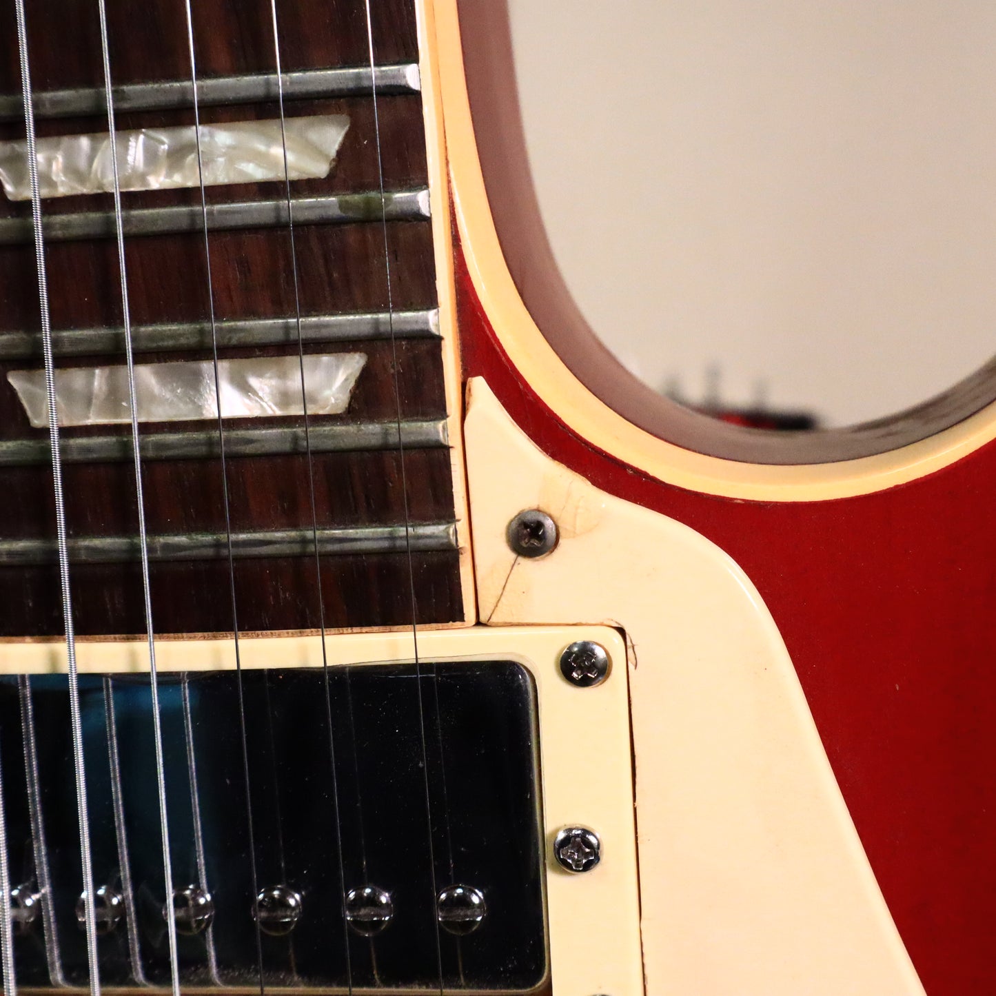 Gibson Les Paul Deluxe Sunburst de 1972 con 3 pastillas