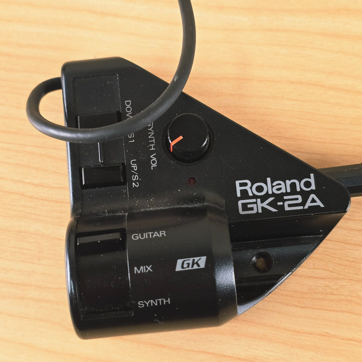 Top detail view of Roland GK-2A control interface.
