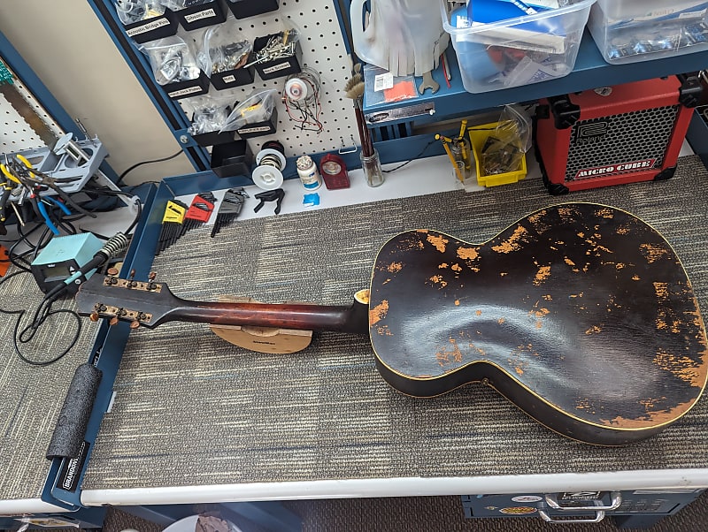 Epiphone Byron 1950s Archtop Acoustic - Burst