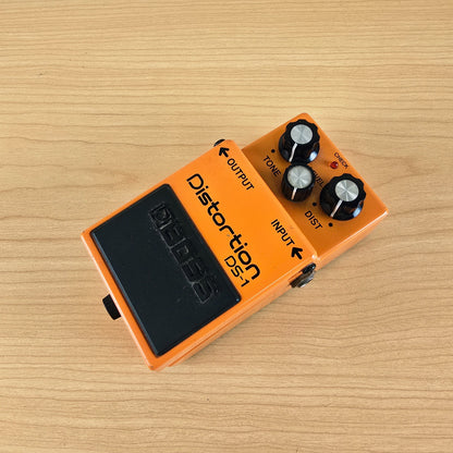 Boss DS-1 Distortion Guitar Orange Pedal