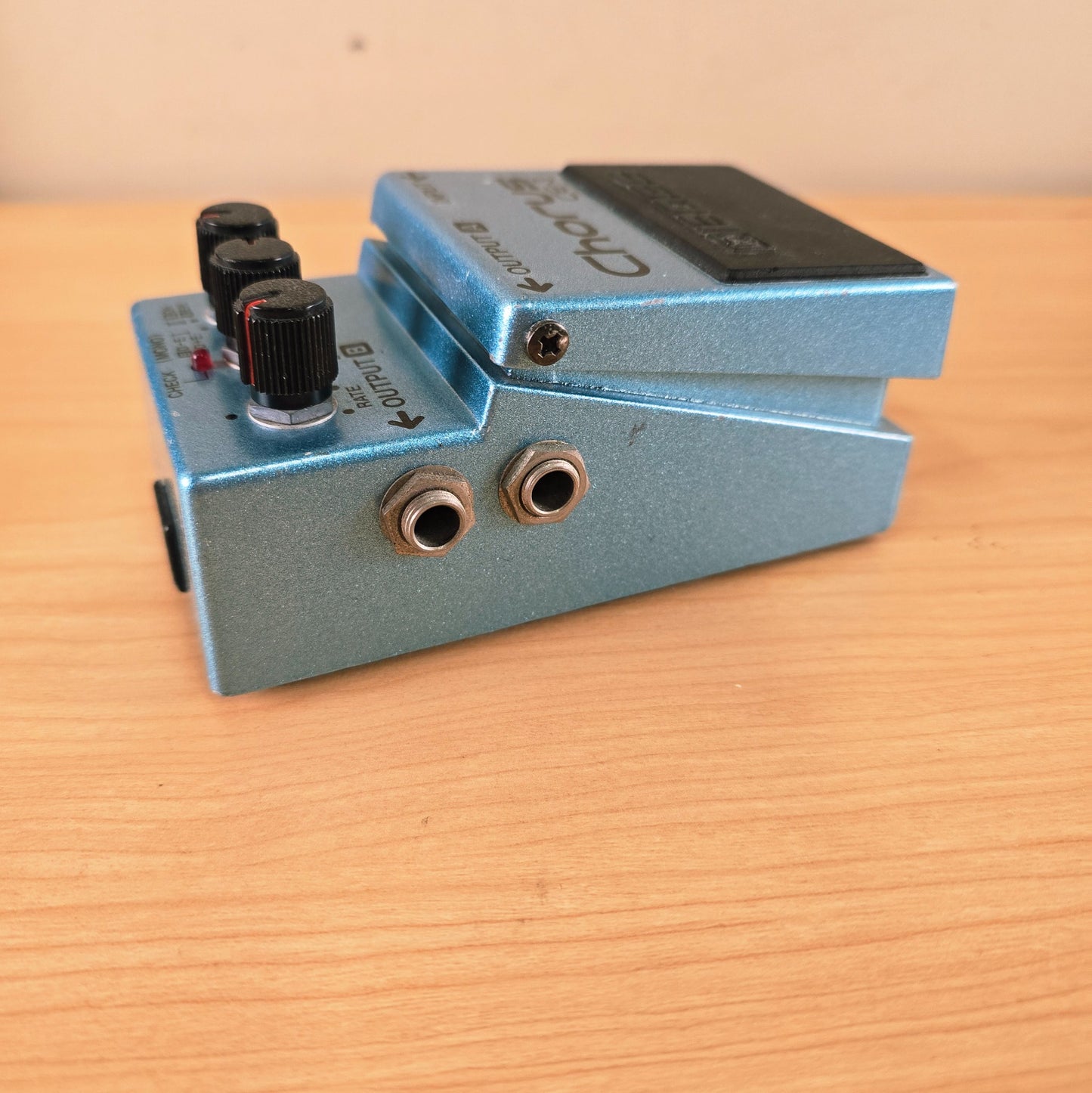 Vintage 1985 Boss CE-3 Chorus Pedal Made in Japan Black Label