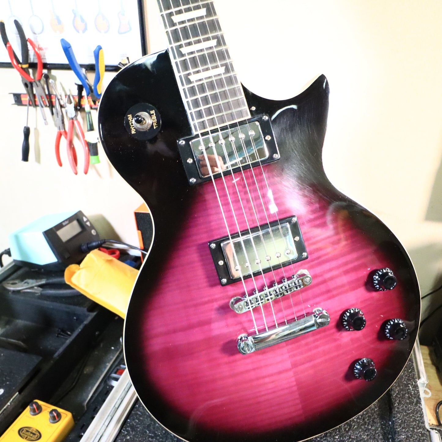 Oscar Schmidt by Washburn OE20 Single Cut LP Purple Burst Electric Guitar