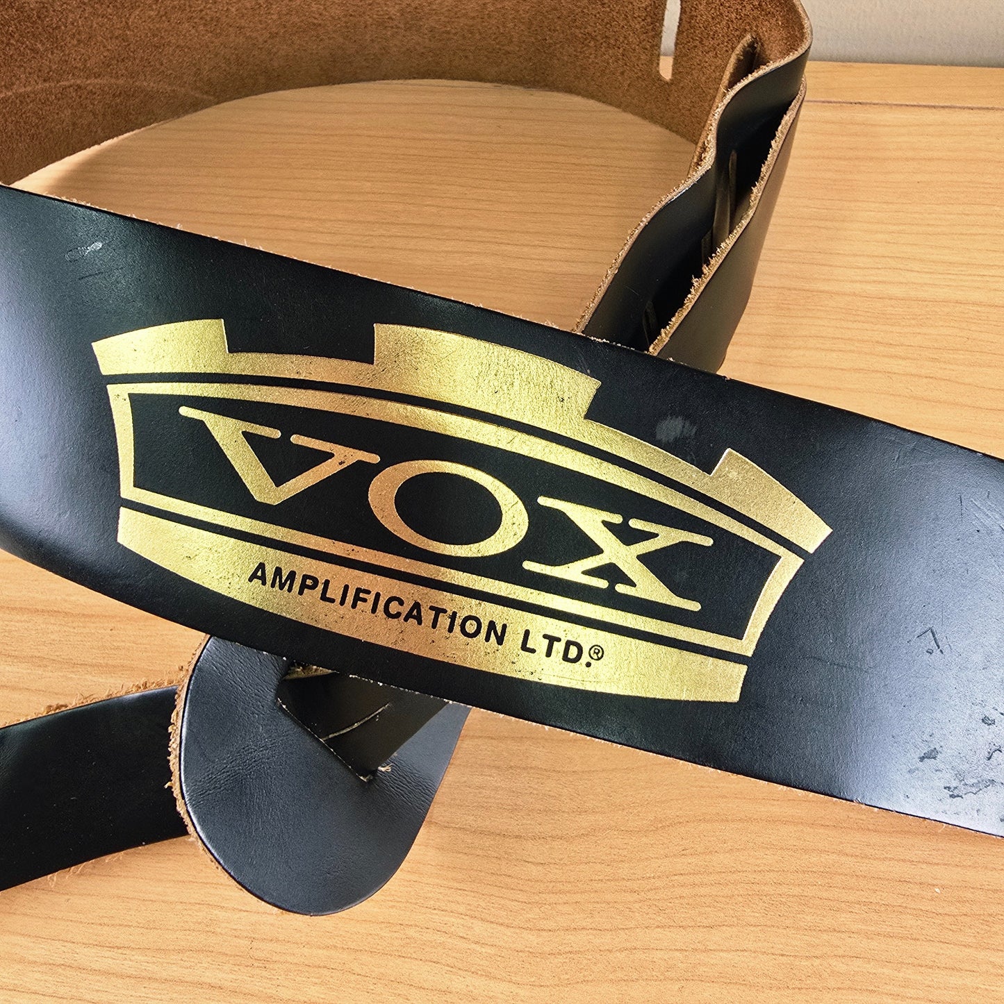 Vox Amplification Genuine Leather Guitar Strap Made in Canada by Levy's