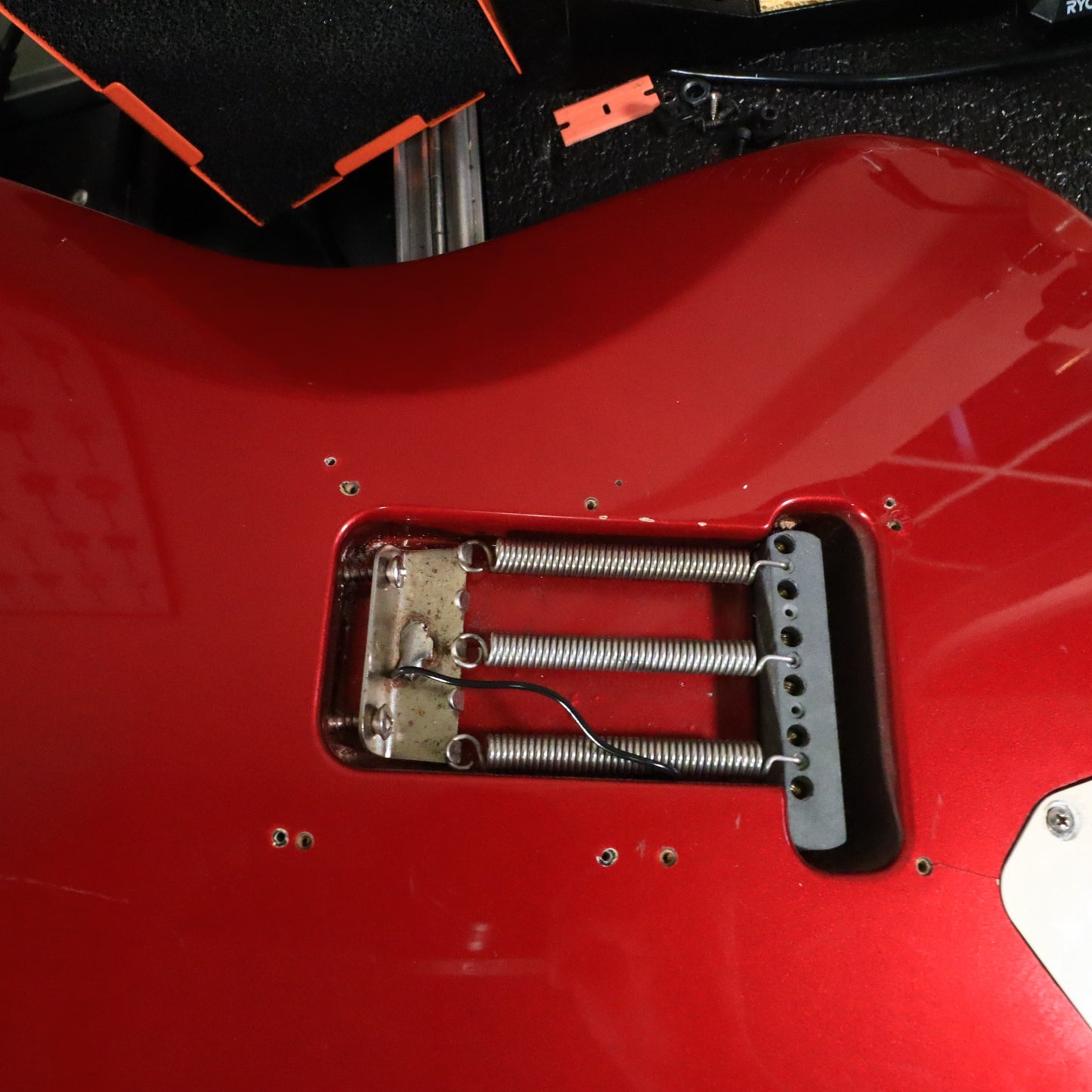 1998 Fender Deluxe Powerhouse Stratocaster Electric Guitar Red