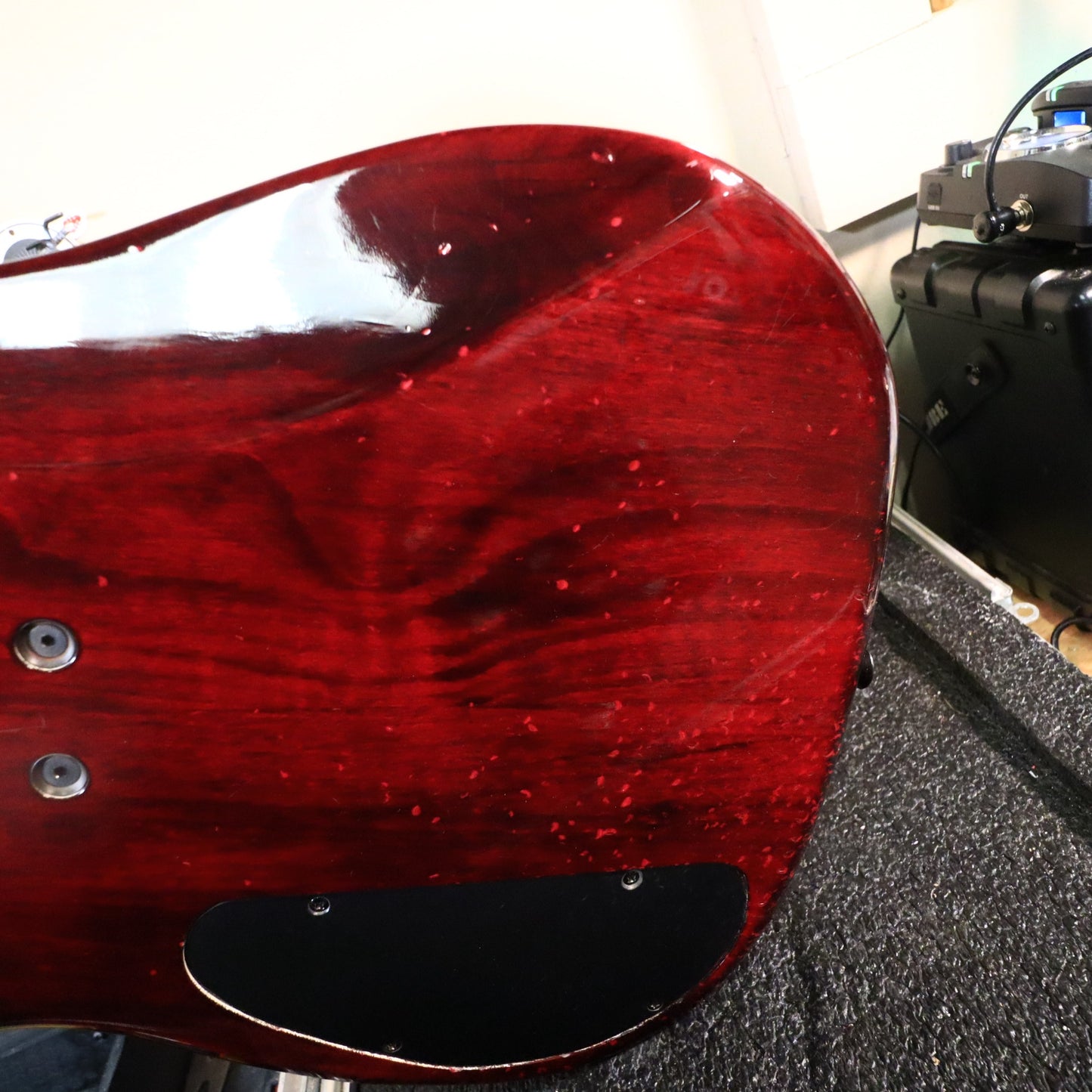 1996 Modulus Quantum 5 Q5 5-String Bass - Carbon Fiber Neck - Red Quilt