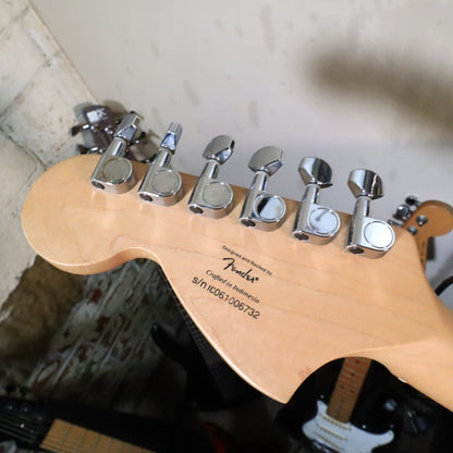 2006 Squier Hello Kitty Stratocaster Pink Electric Guitar