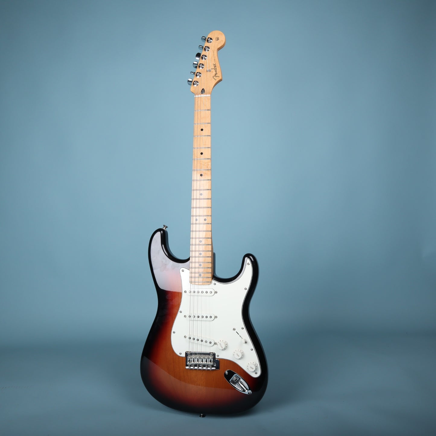 2021 Fender Player Stratocaster Maple Neck - 3-Tone Sunburst MIM