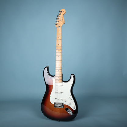 2021 Fender Player Stratocaster Maple Neck - 3-Tone Sunburst MIM